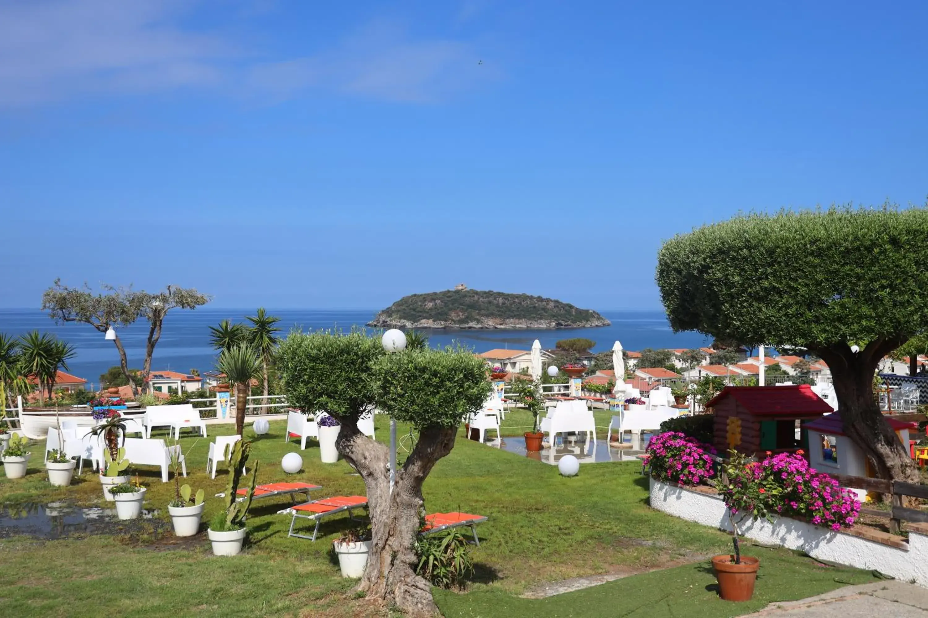 Garden in Hotel Cristina