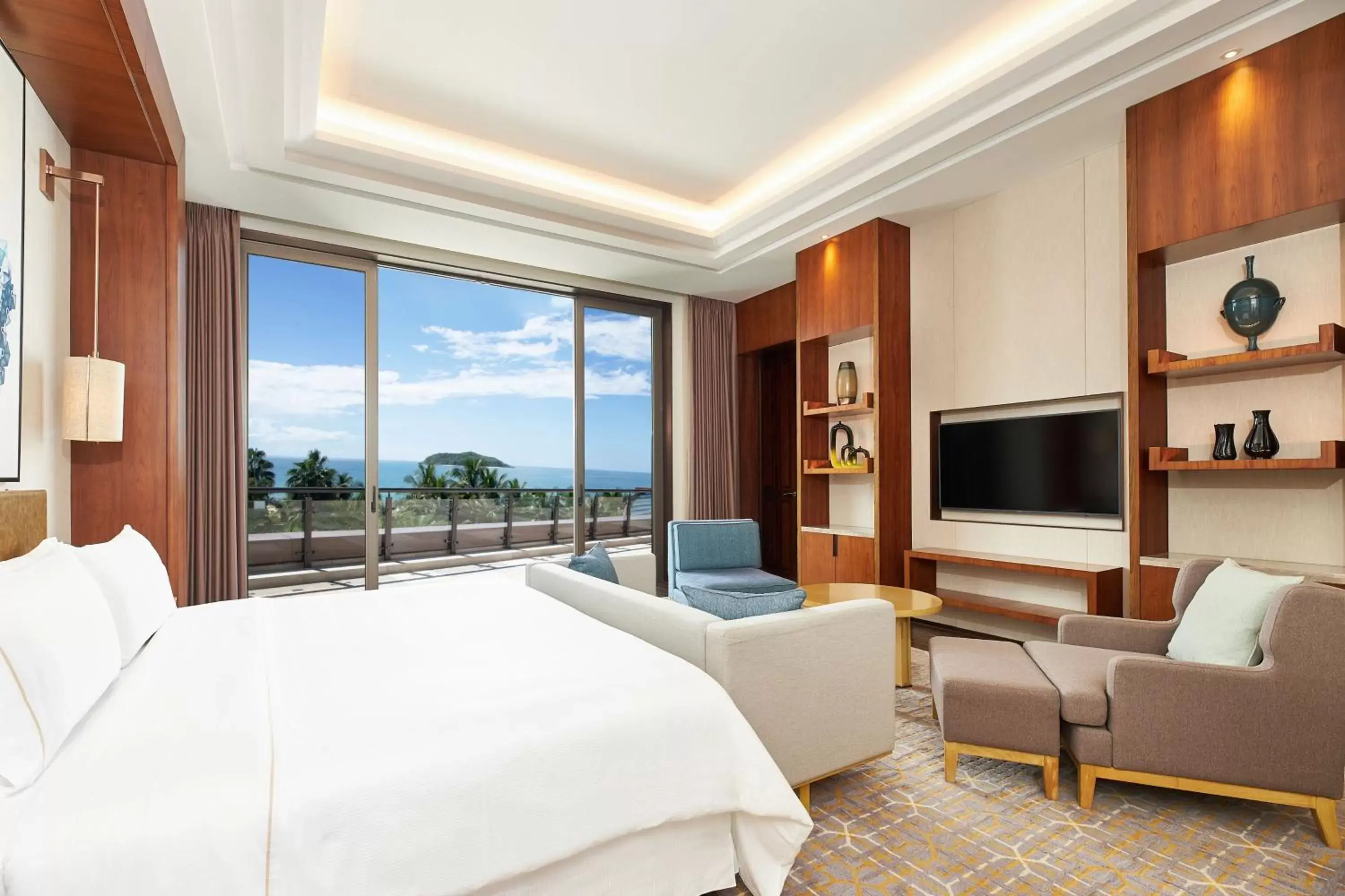 Photo of the whole room, Mountain View in The Westin Shimei Bay Resort