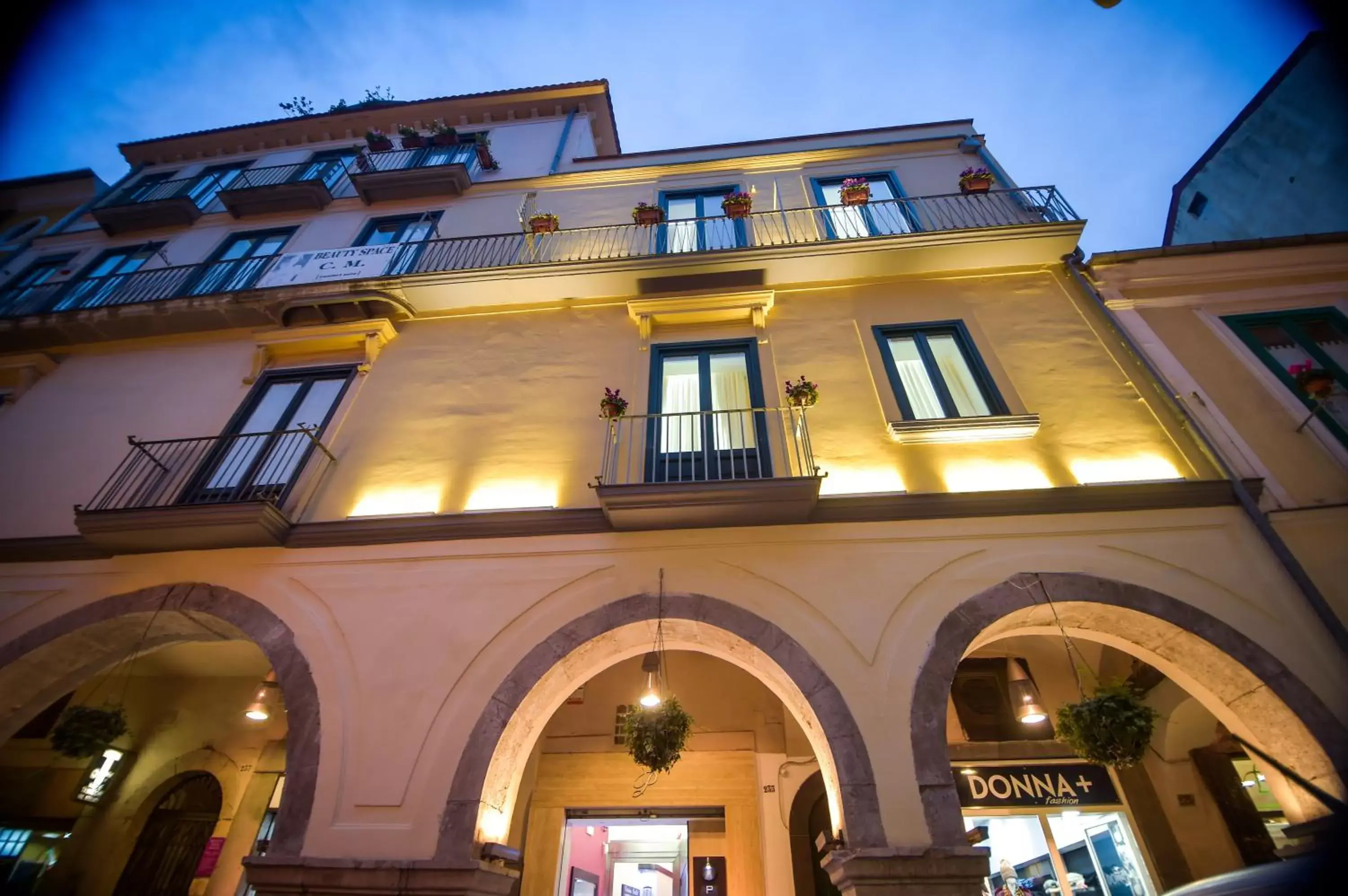 Facade/entrance, Property Building in Palazzo Liguori
