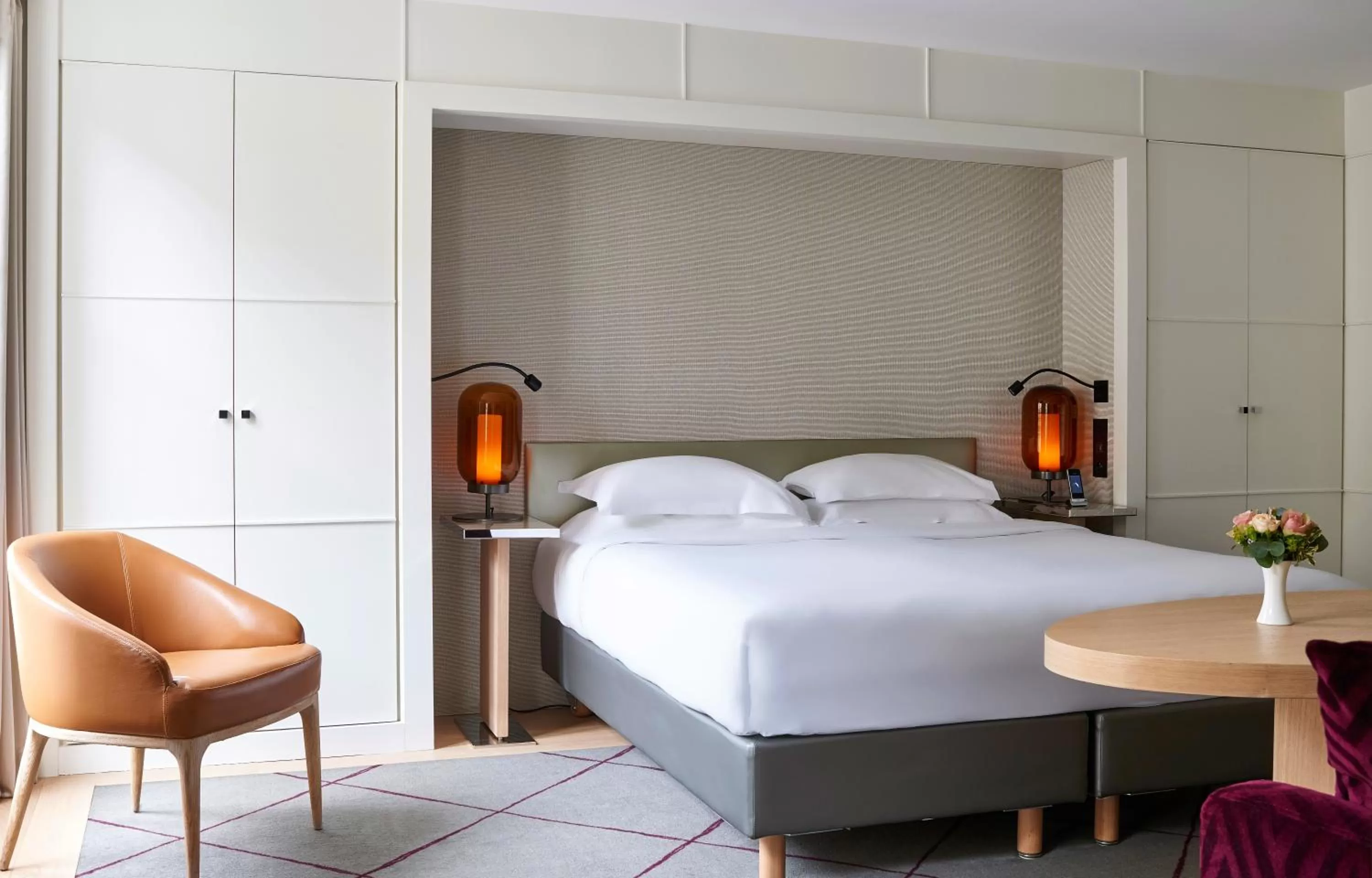 Bed in Hotel Opéra Richepanse