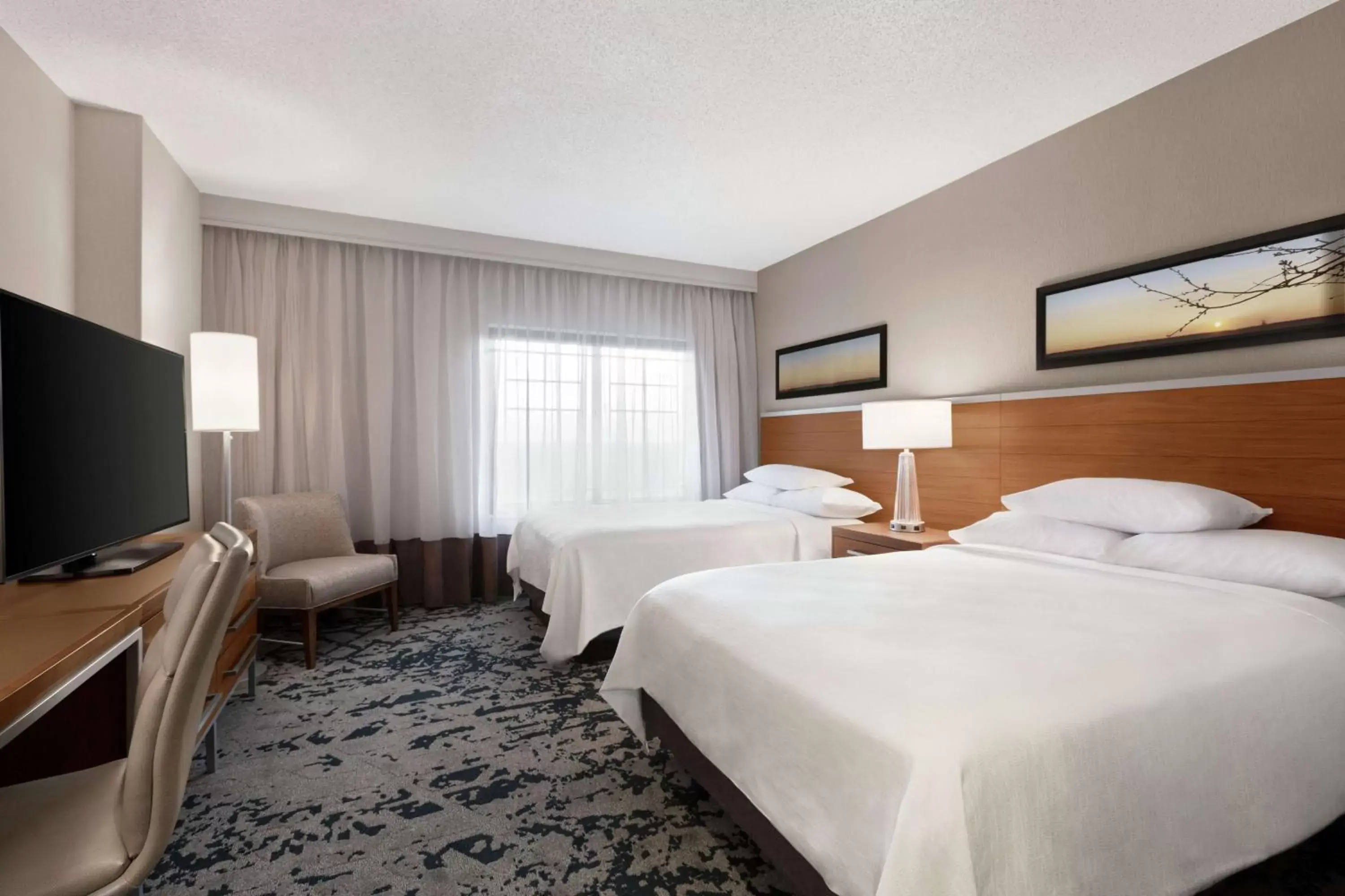 Bedroom, Bed in Embassy Suites Dallas - DFW Airport North