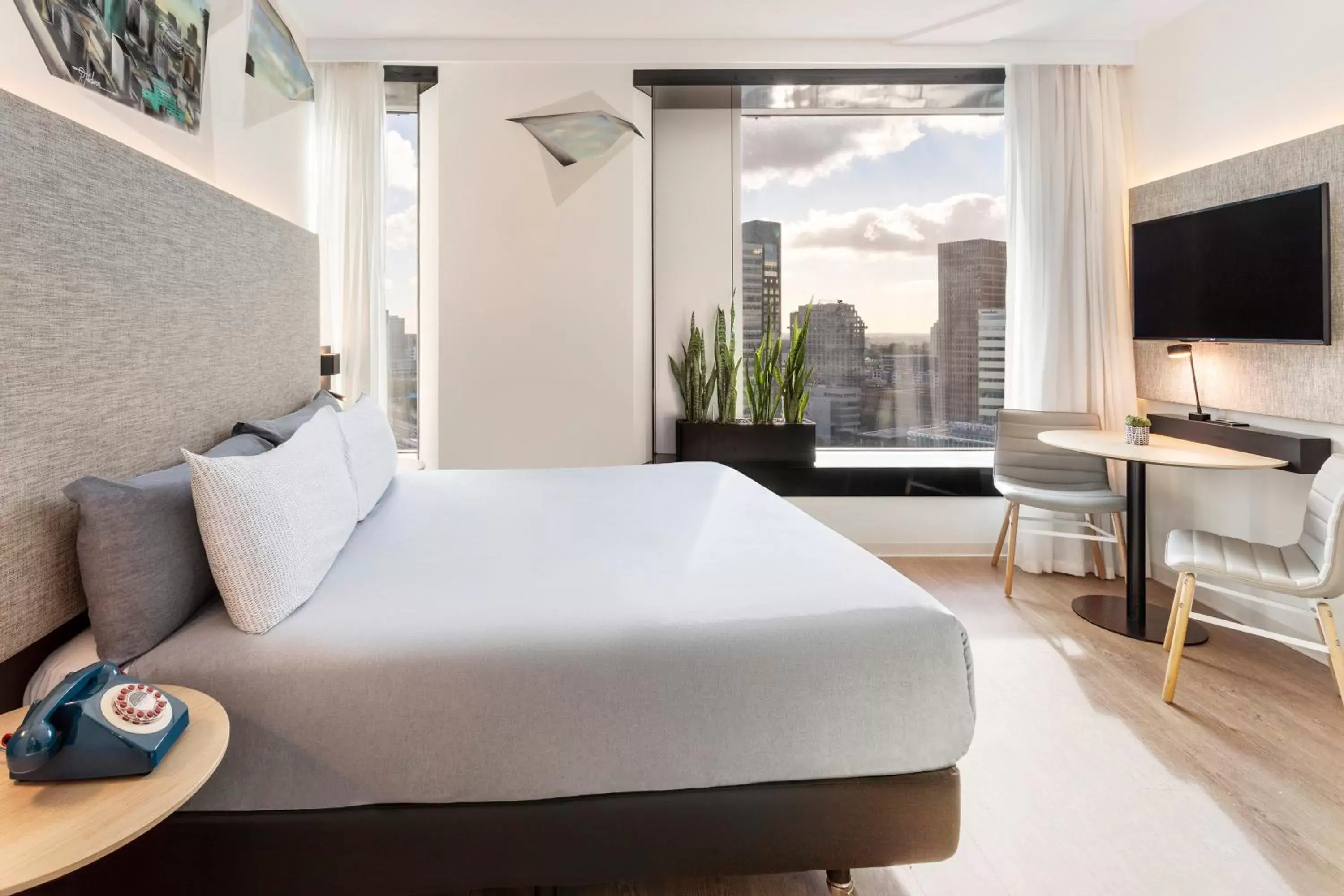 Bed in INNSiDE by Meliá Amsterdam Bed in INNSiDE by Meliá Amsterdam