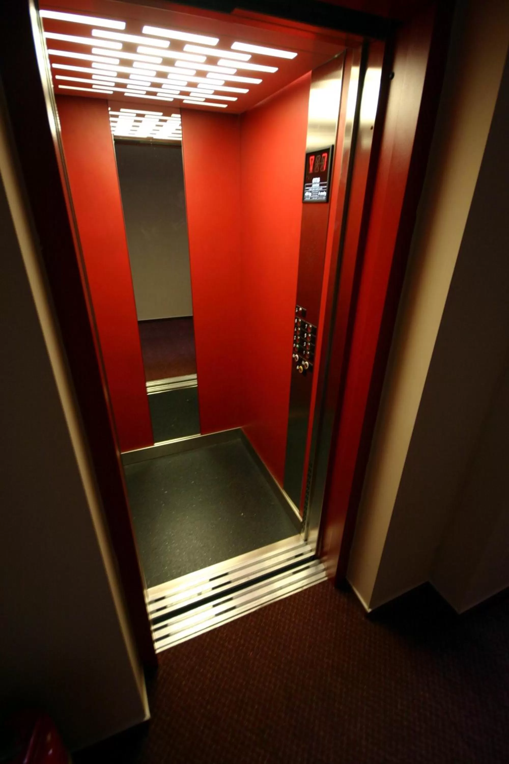 elevator in Hotel Ludmila