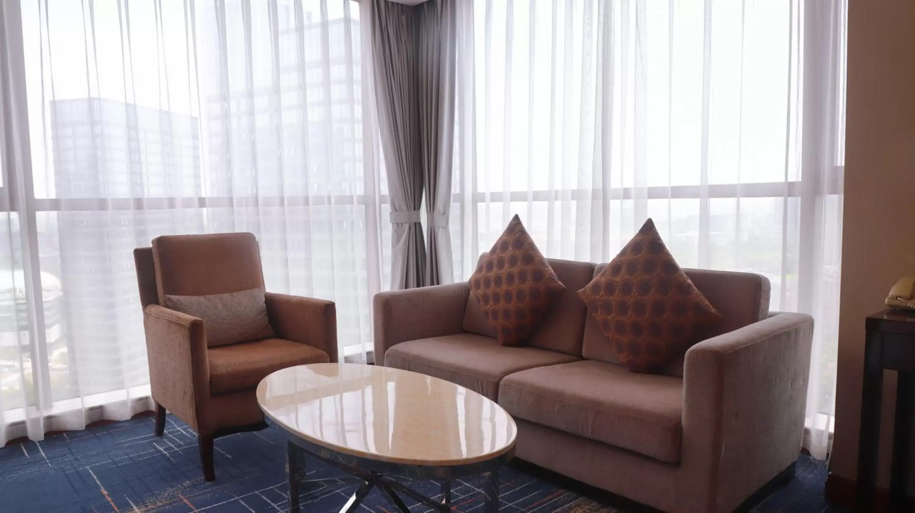 Seating Area in Four Points by Sheraton Suzhou