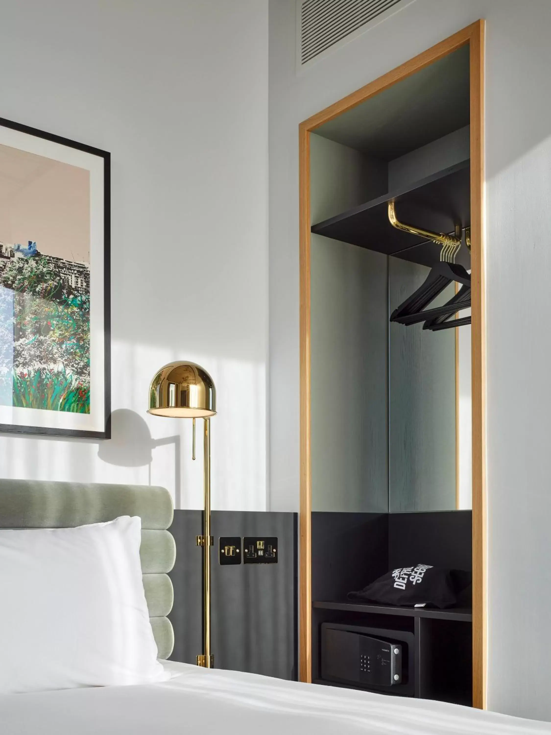 Bedroom in TRIBE London Canary Wharf