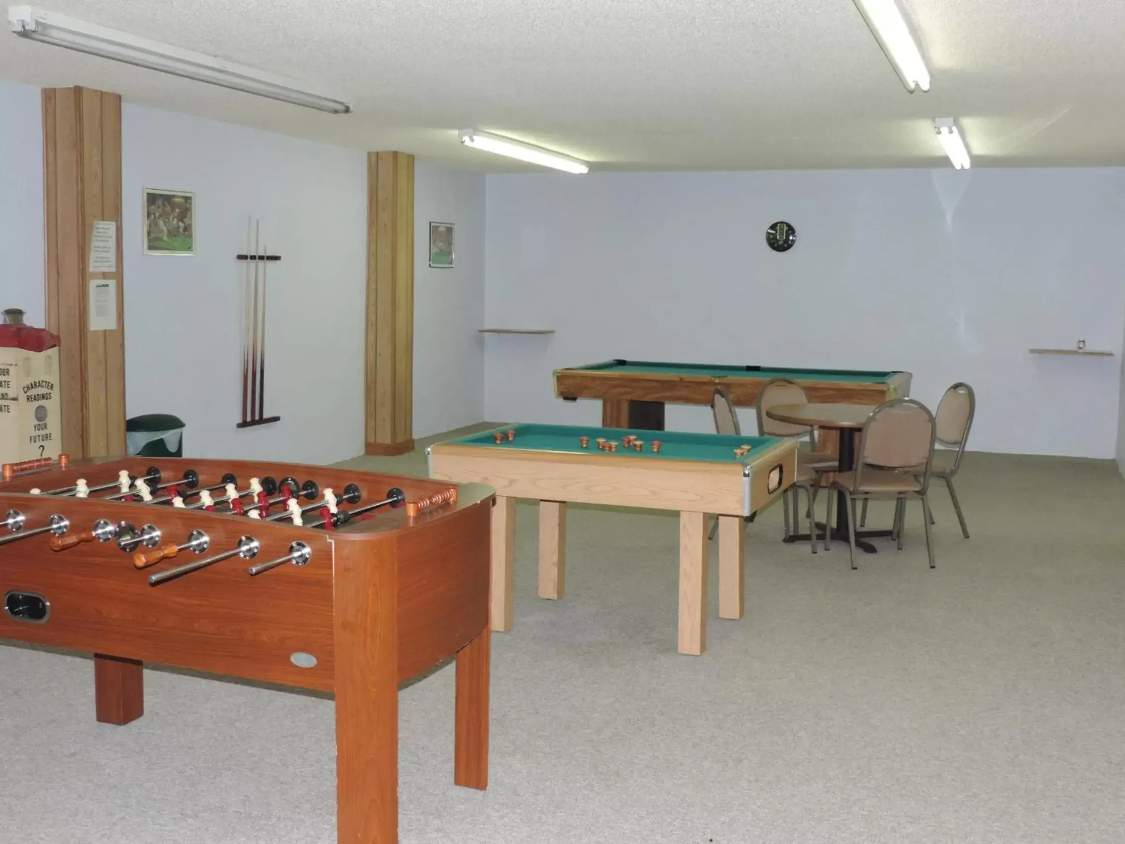 Billiard, Billiards in Hunters Lodge Motel