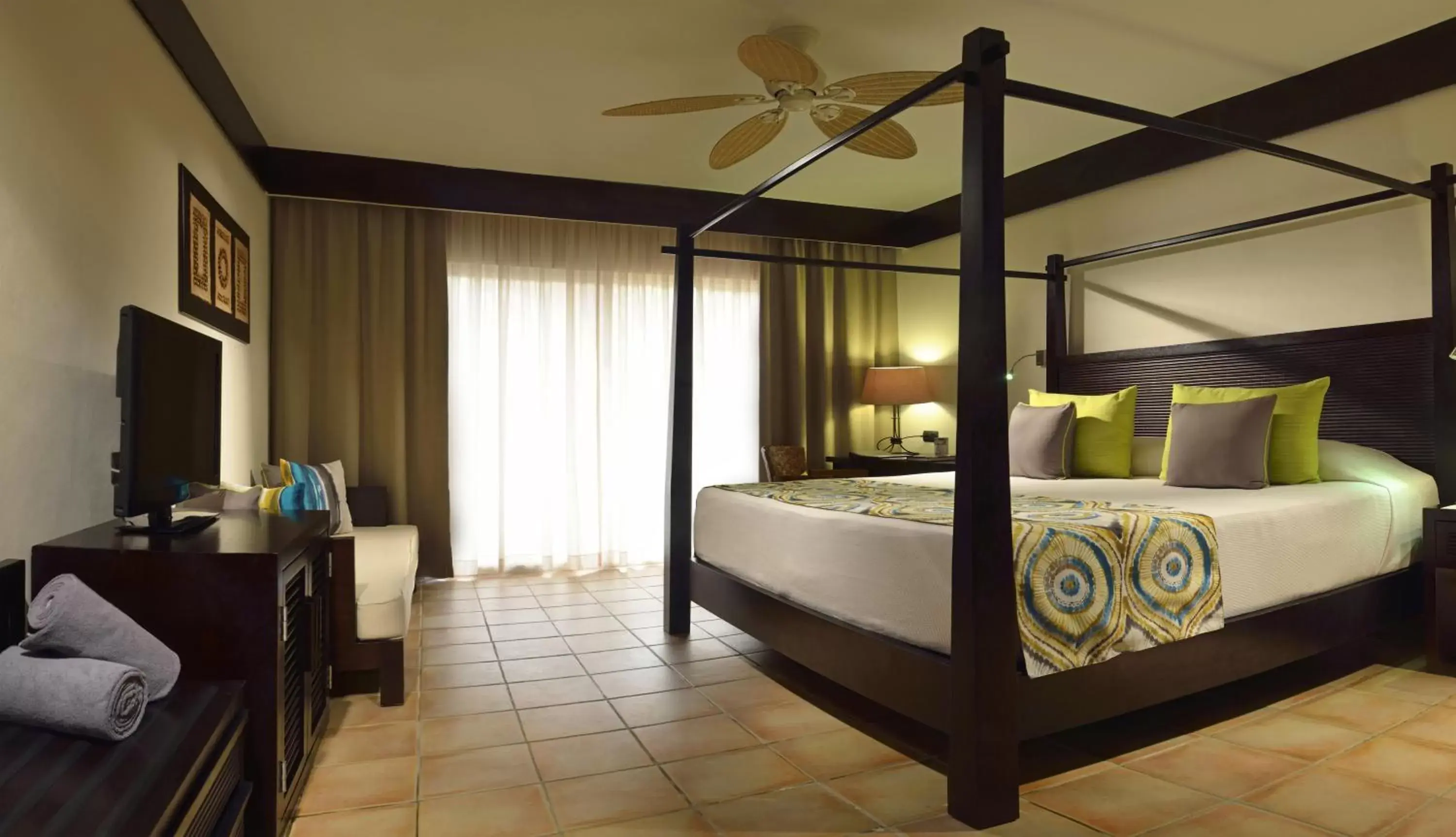 Bedroom, Bed in Catalonia Playa Maroma - All Inclusive Bedroom, Bed in Catalonia Playa Maroma - All Inclusive