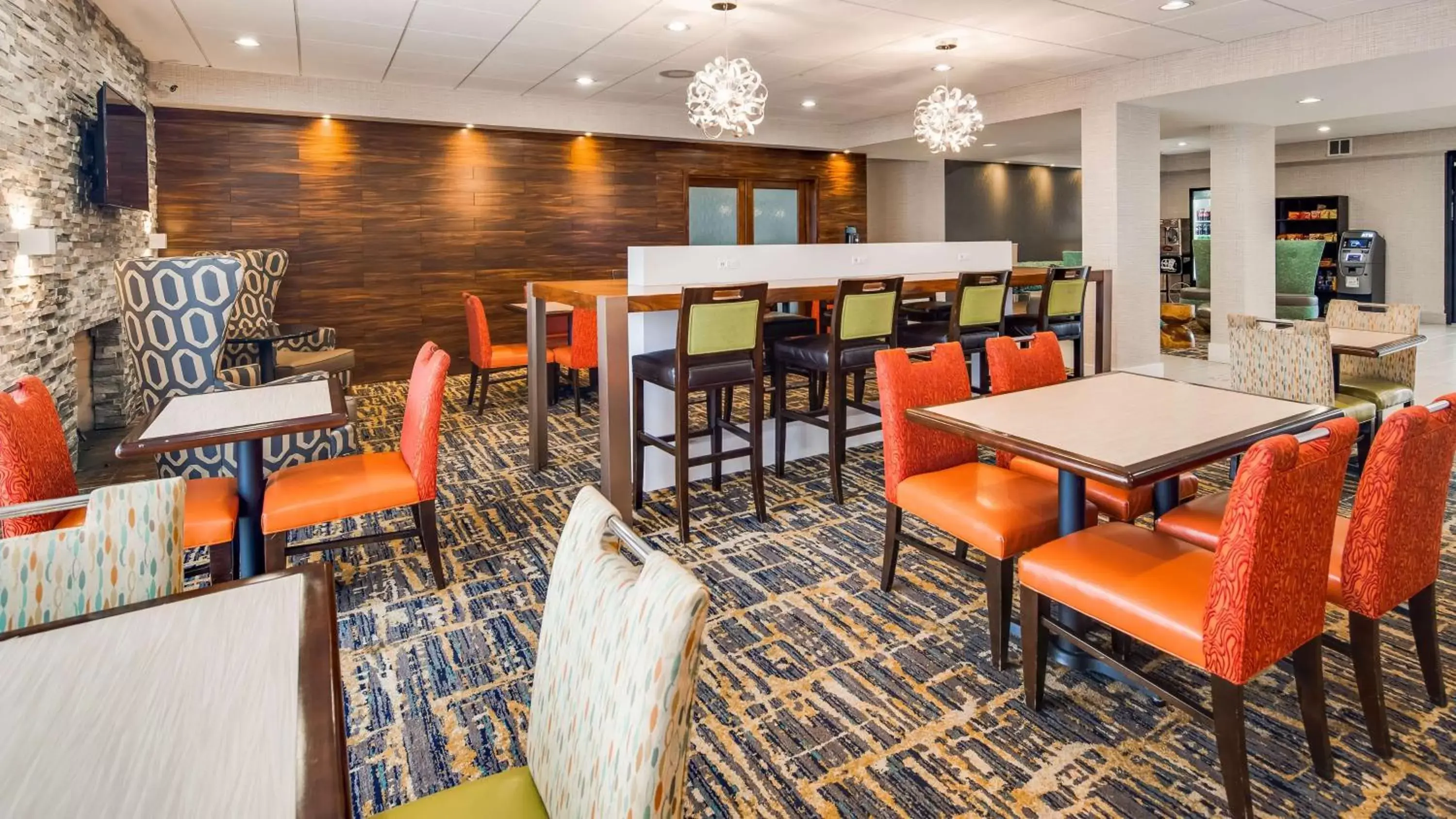 Restaurant/Places to Eat in Best Western Fishers Indianapolis