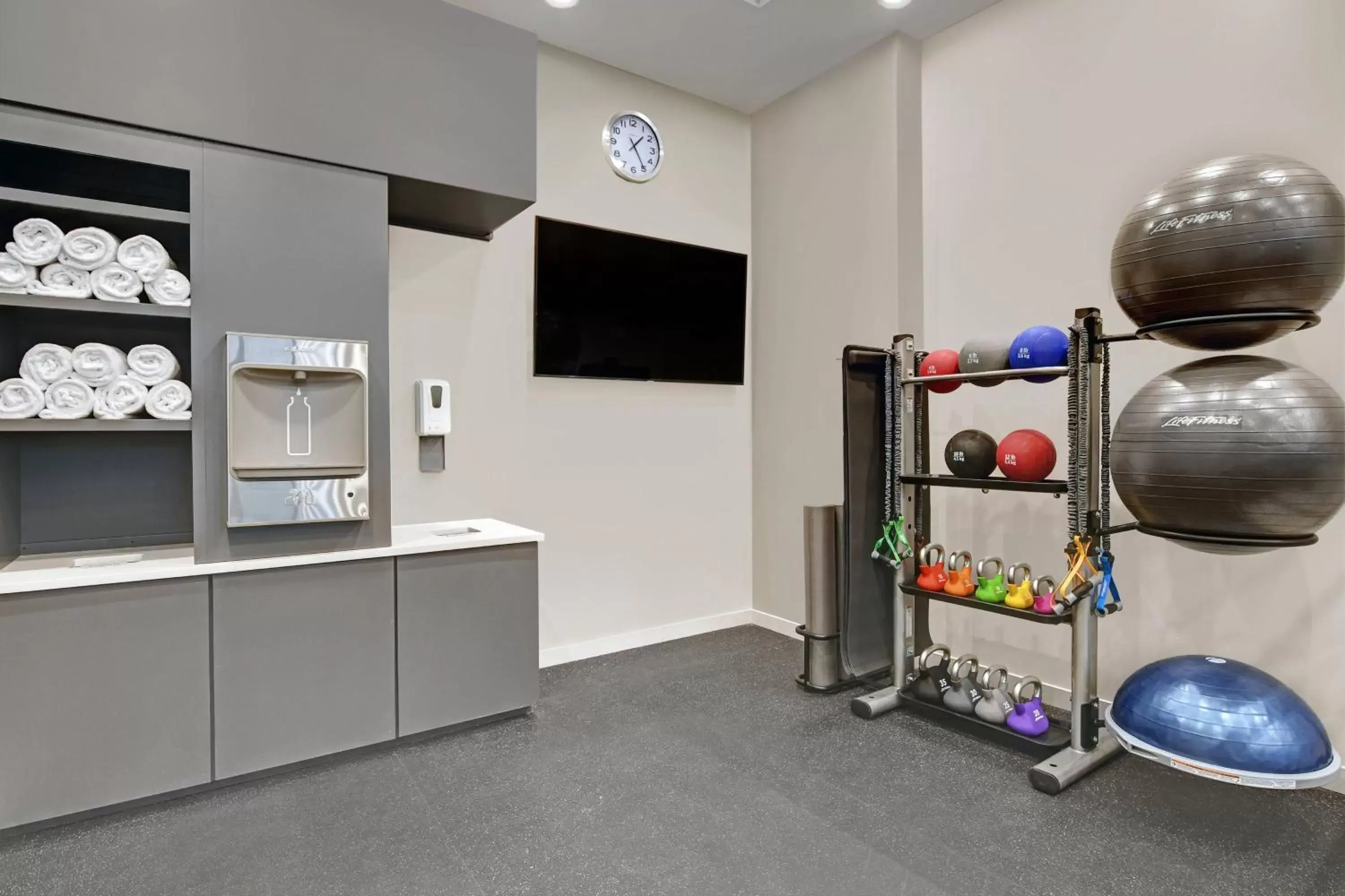 Fitness centre/facilities in TownePlace Suites by Marriott Cincinnati Downtown