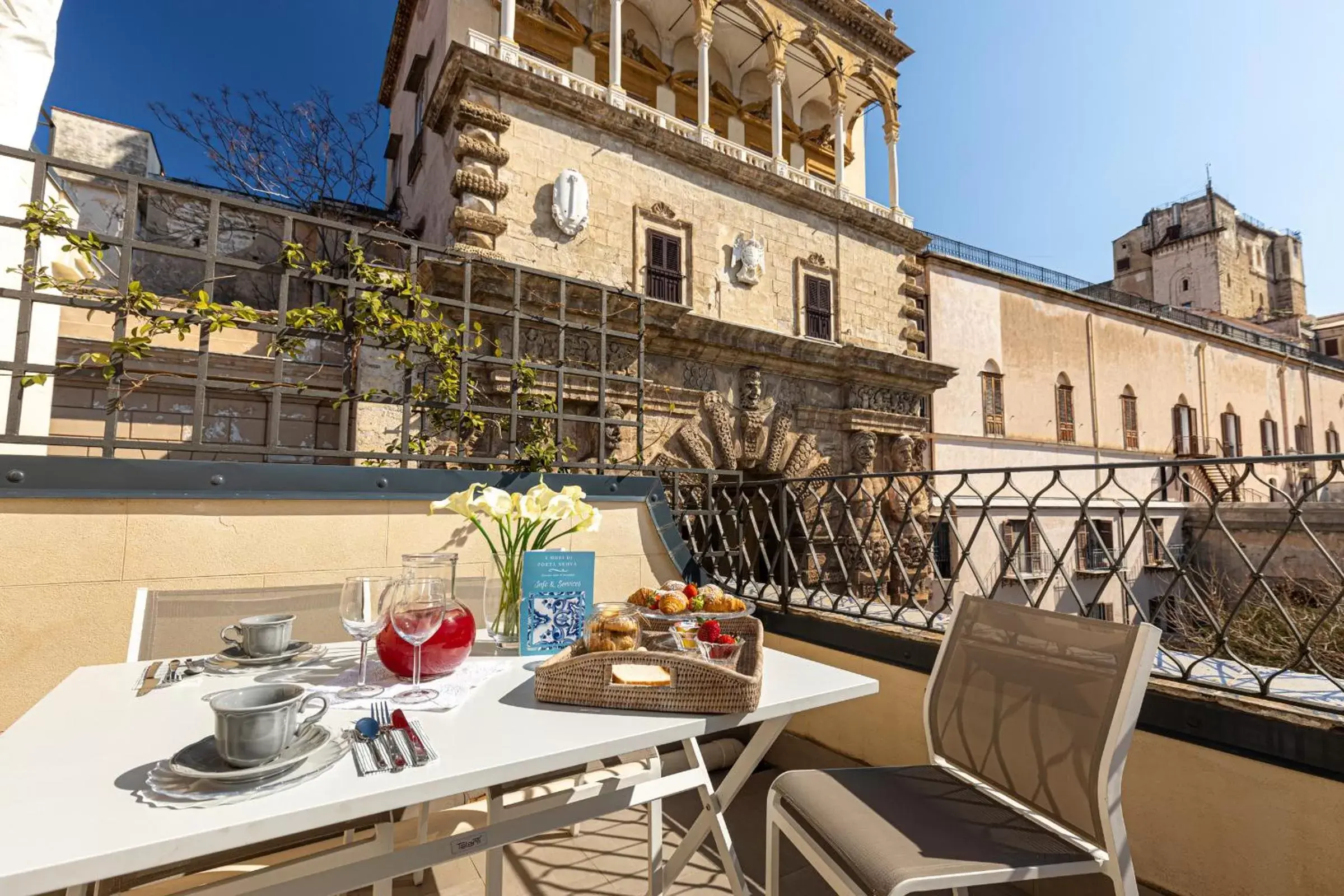 Balcony/Terrace in I Mori di Porta Nuova Suite & Terrace