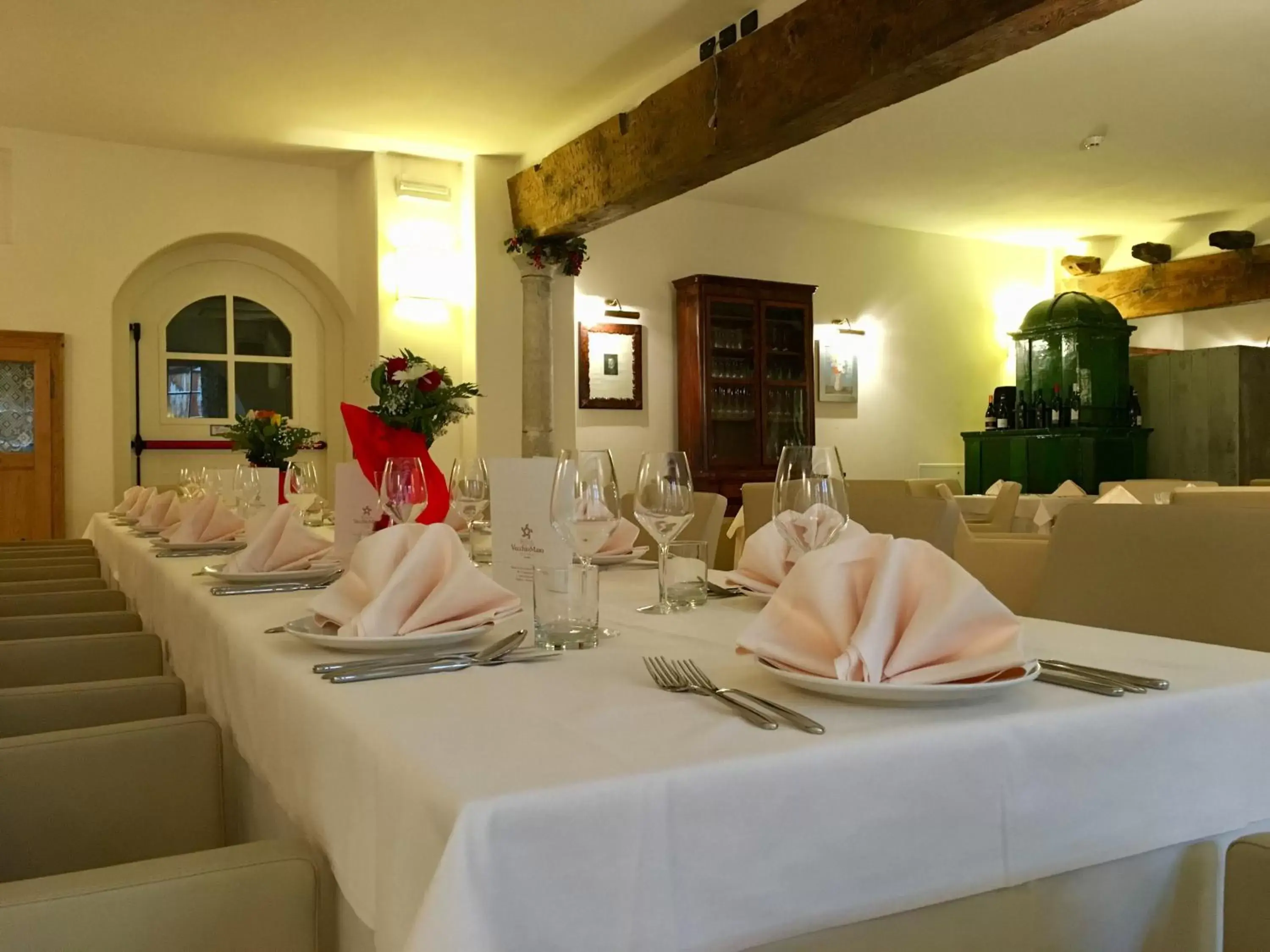 Restaurant/Places to Eat in Hotel Relais Vecchio Maso