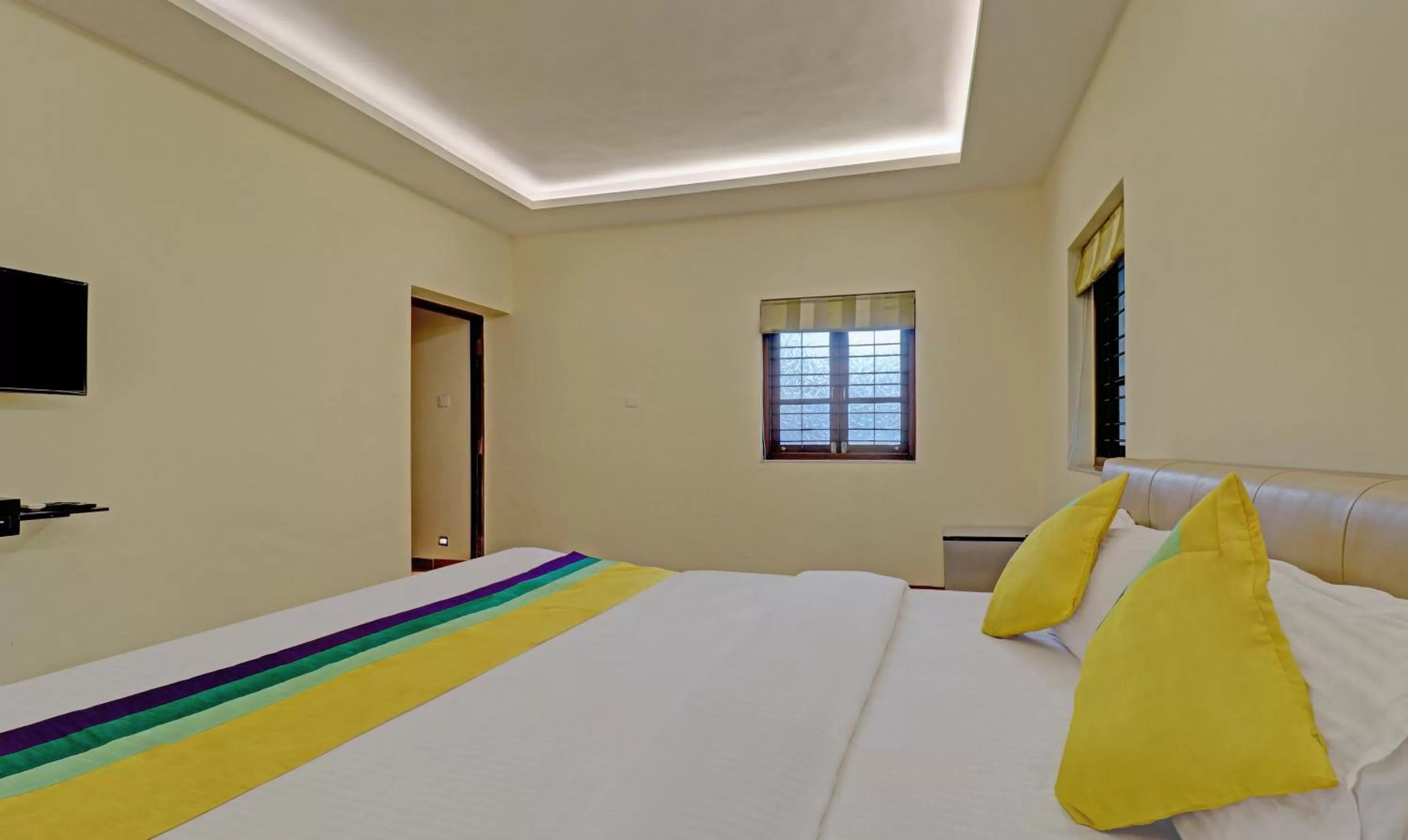 Bedroom, Bed in Itsy Hotels Vailankanni Natures Inn