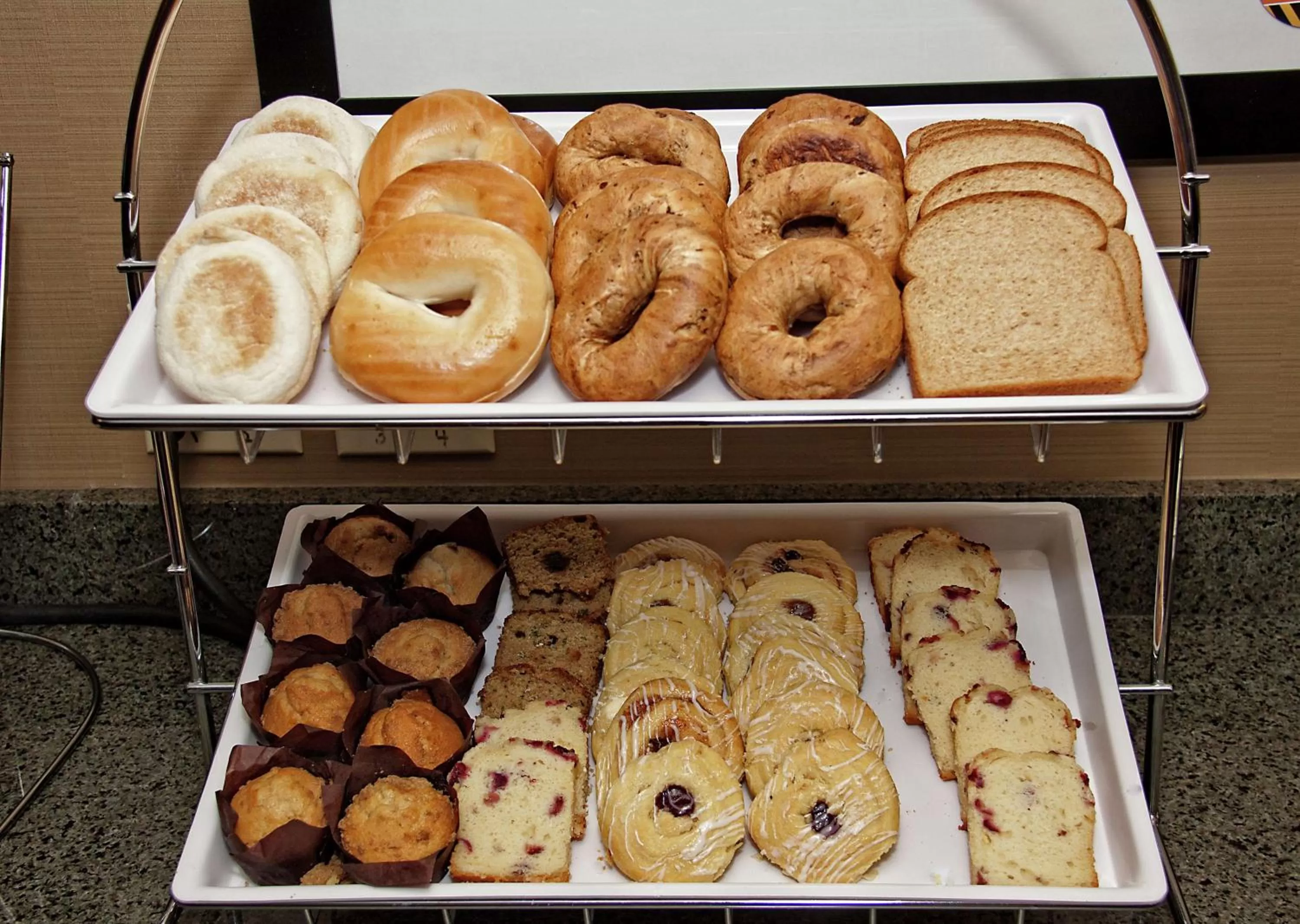 Restaurant/places to eat in Hampton Inn Jonesville/Elkin