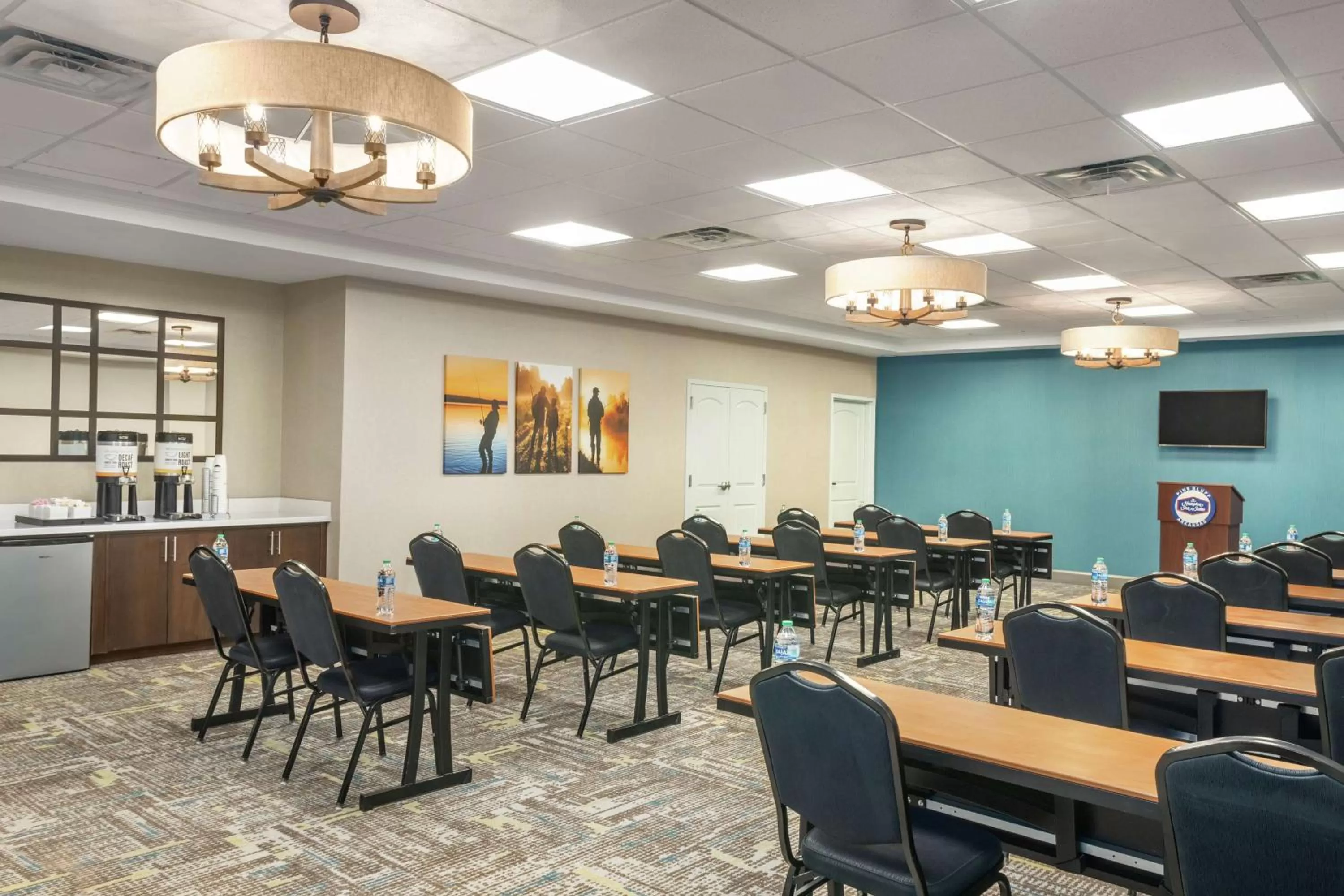 Meeting/conference room in Hampton Inn & Suites Pine Bluff