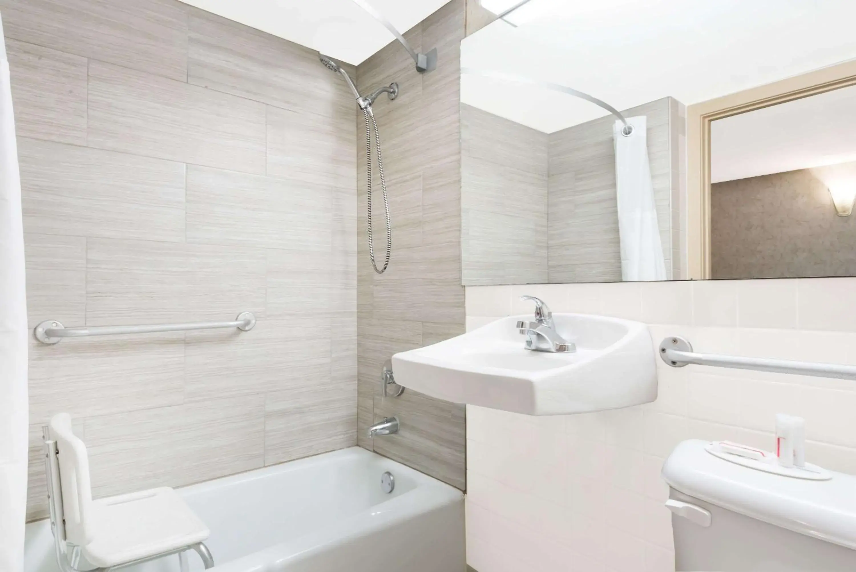 Bathroom in Ramada by Wyndham Lexington North Hotel & Conference Center
