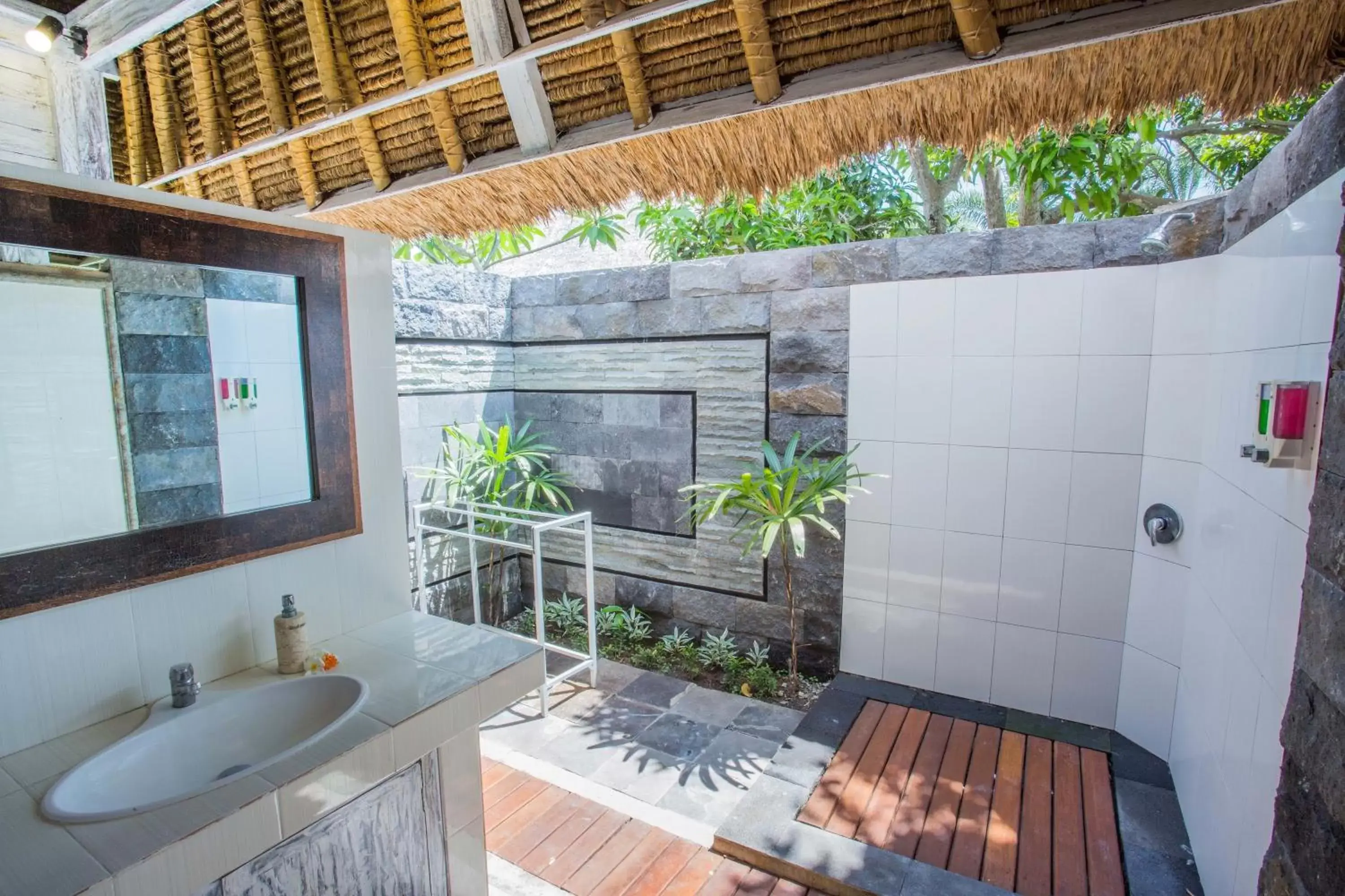 Bathroom in Bay Shore Huts