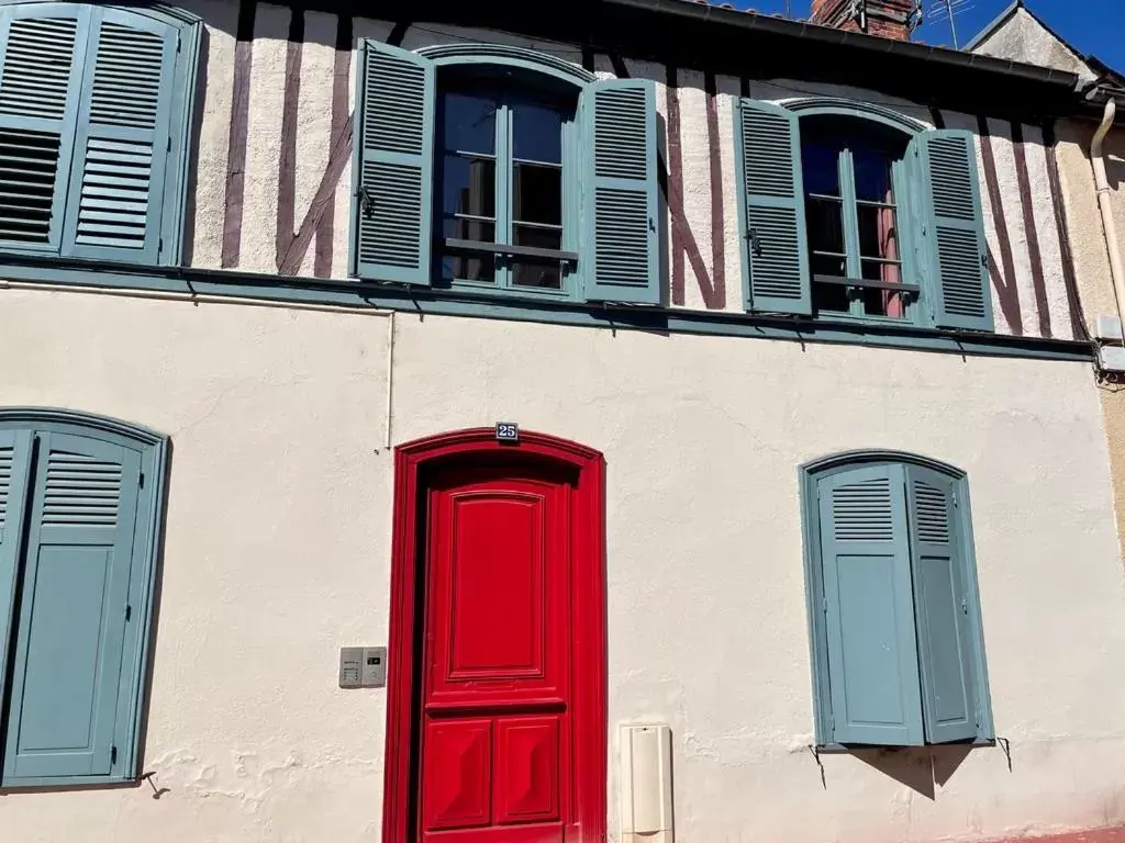 Property Building in Mon Appart Hôtel Limoges Centre Parking