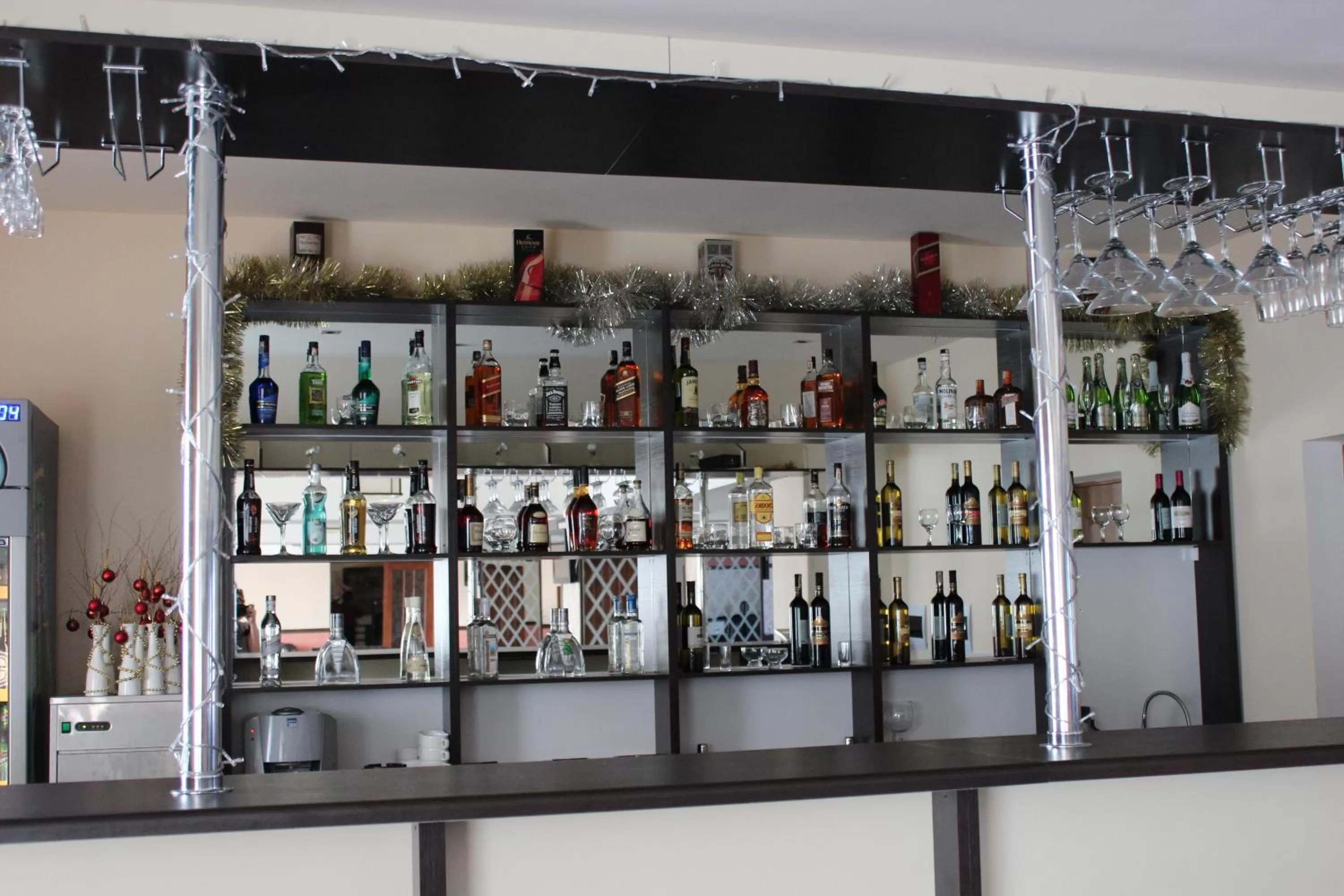 Food and drinks in Hotel Zumrat