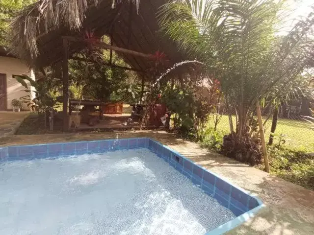 Swimming Pool in Iguanitas Lodge