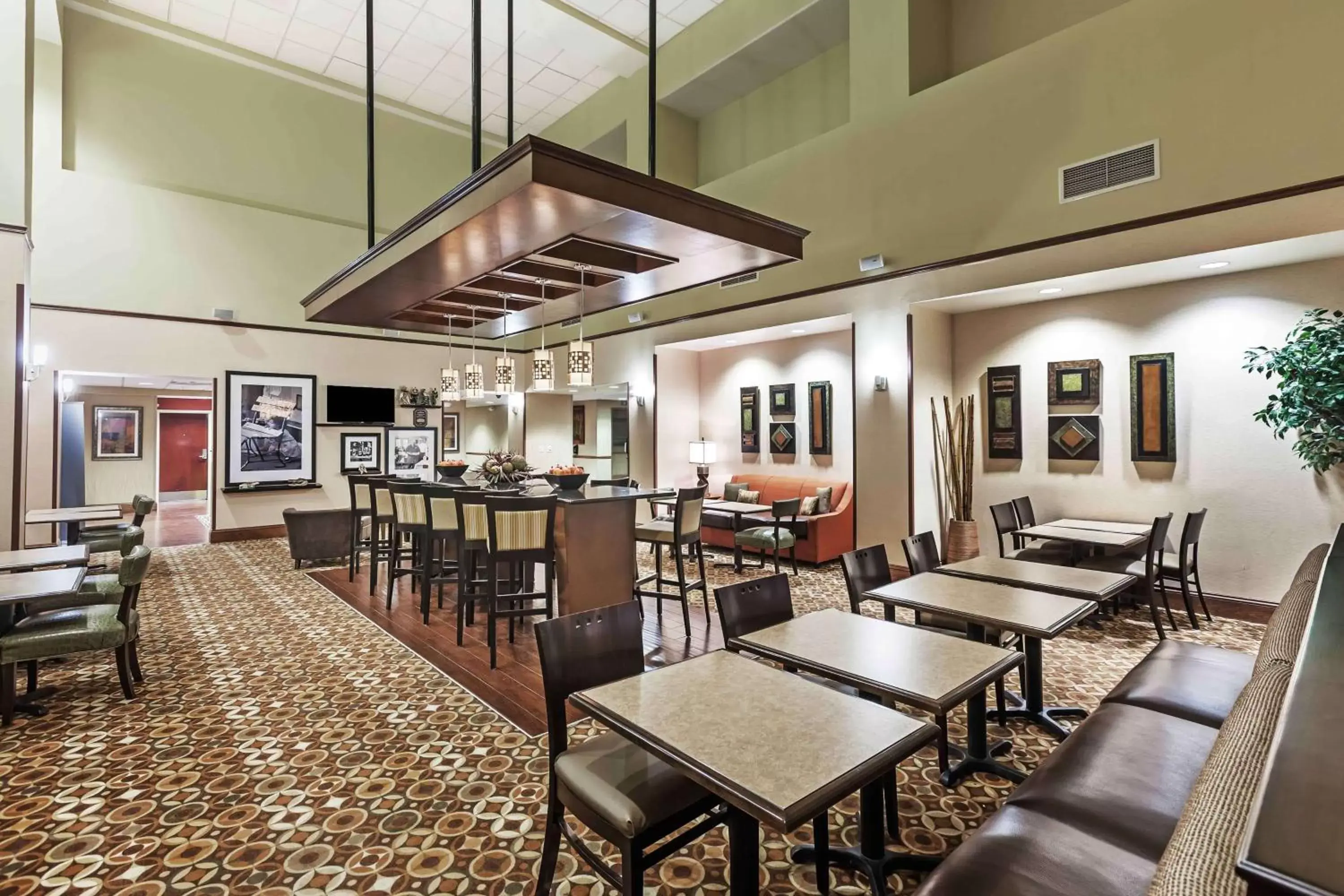 Dining area, Restaurant/Places to Eat in Hampton Inn & Suites Morgan City