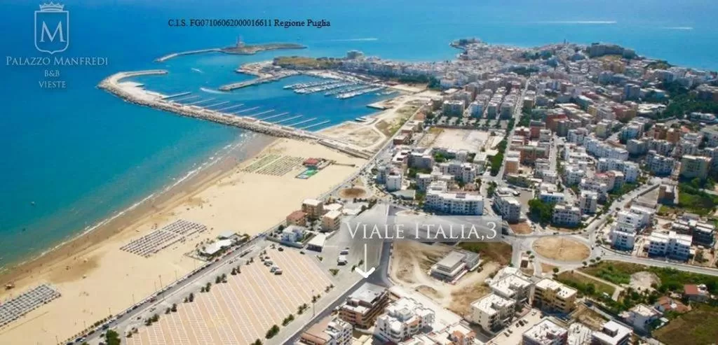 Bird's eye view in B&B Palazzo Manfredi Vieste, Fronte mare con Parcheggio