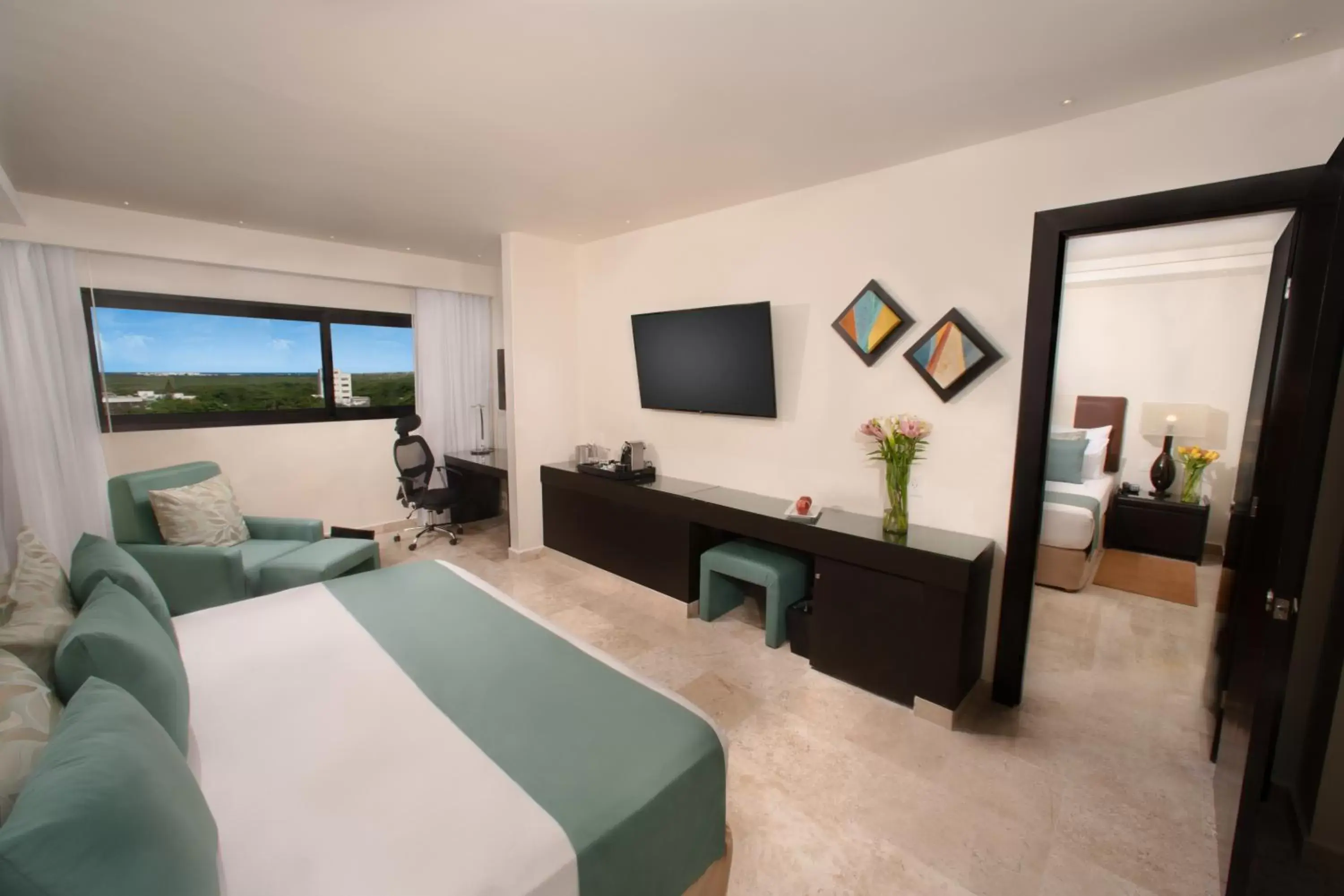 Bedroom in Smart Cancun by Oasis