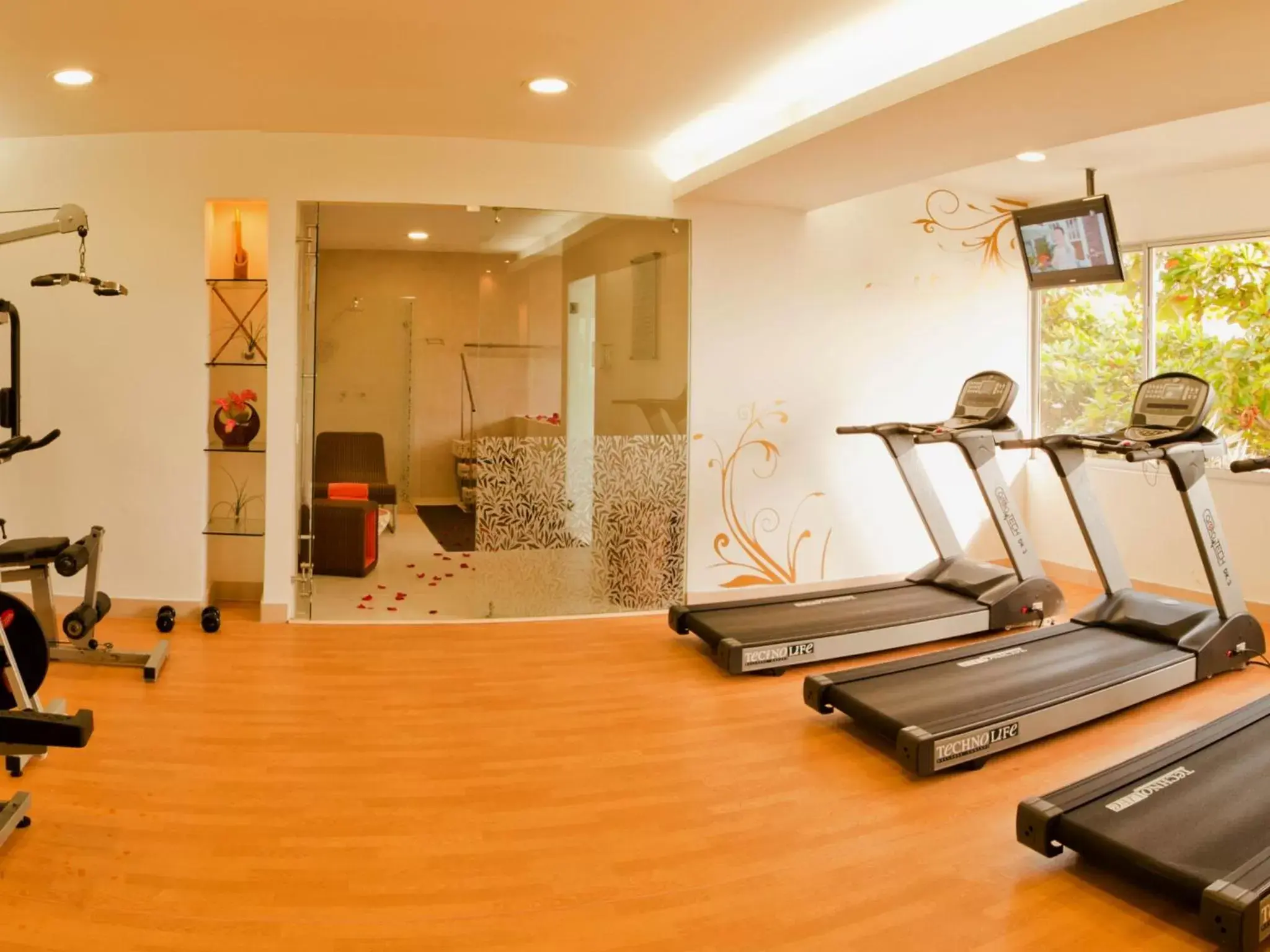 Fitness centre/facilities, Fitness Center/Facilities in Hotel Capilla del Mar