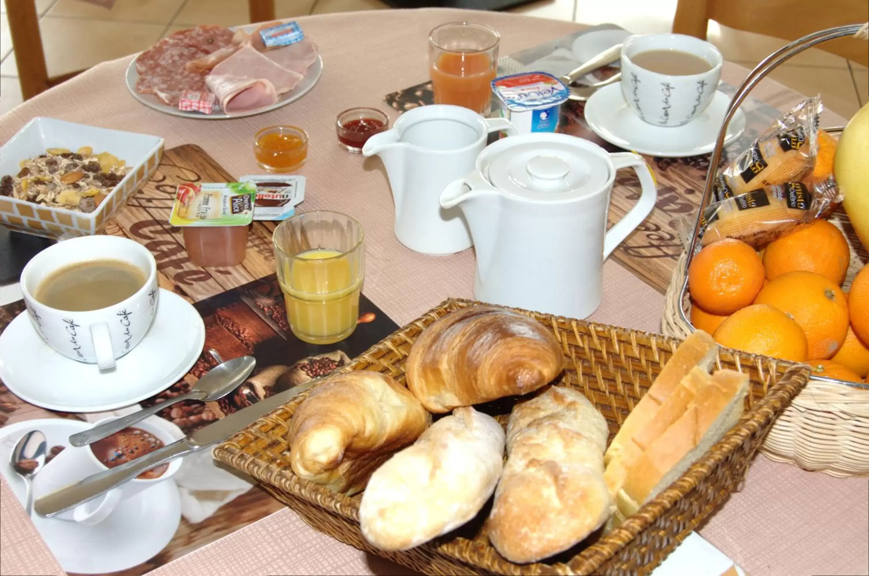 Breakfast in Fasthotel Chateauroux