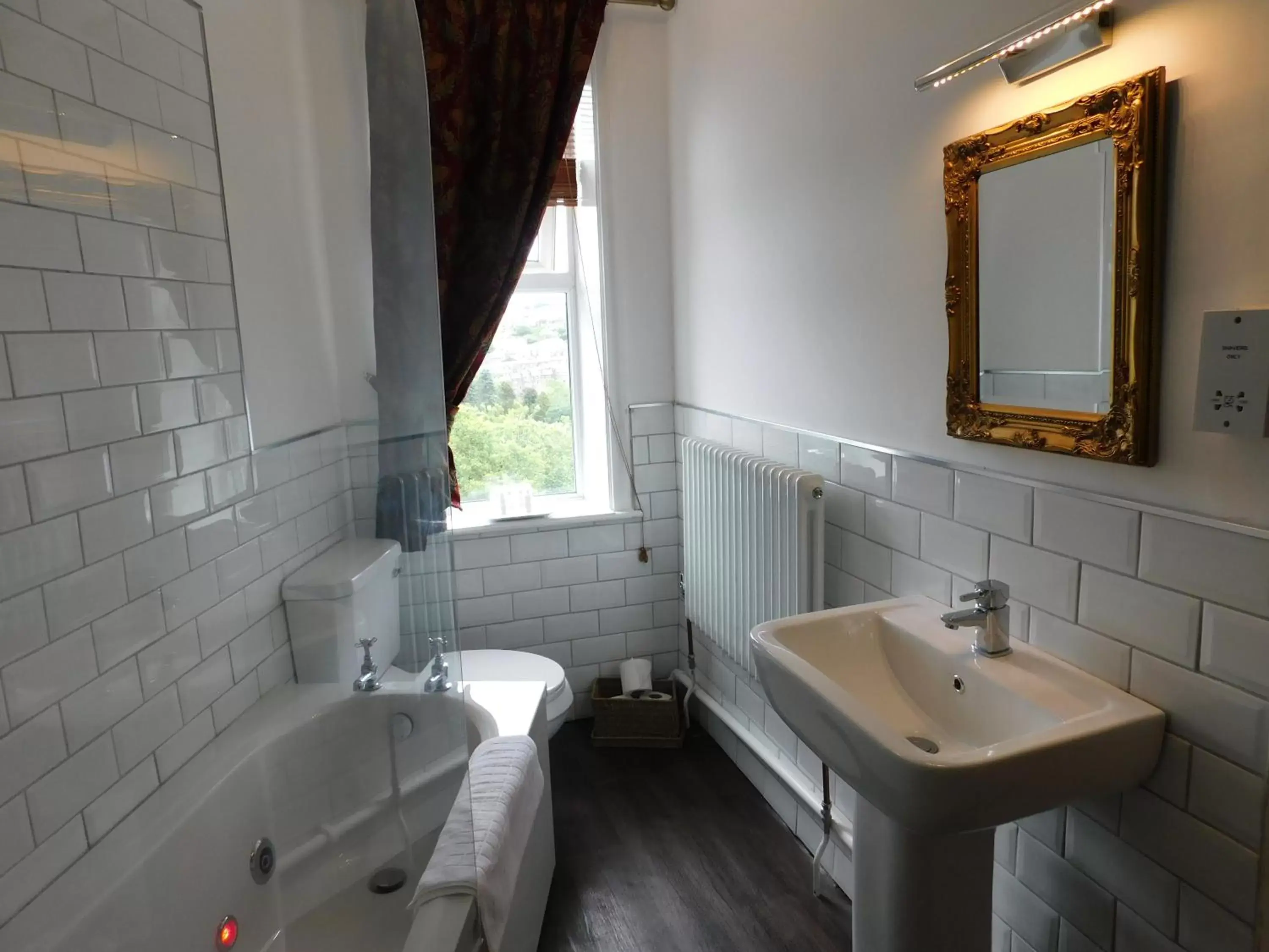Photo of the whole room, Bathroom in The Old Registry, Bar & rooms
