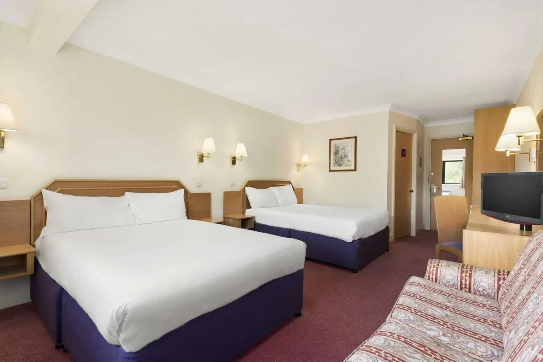 Bed in Days Inn Stafford