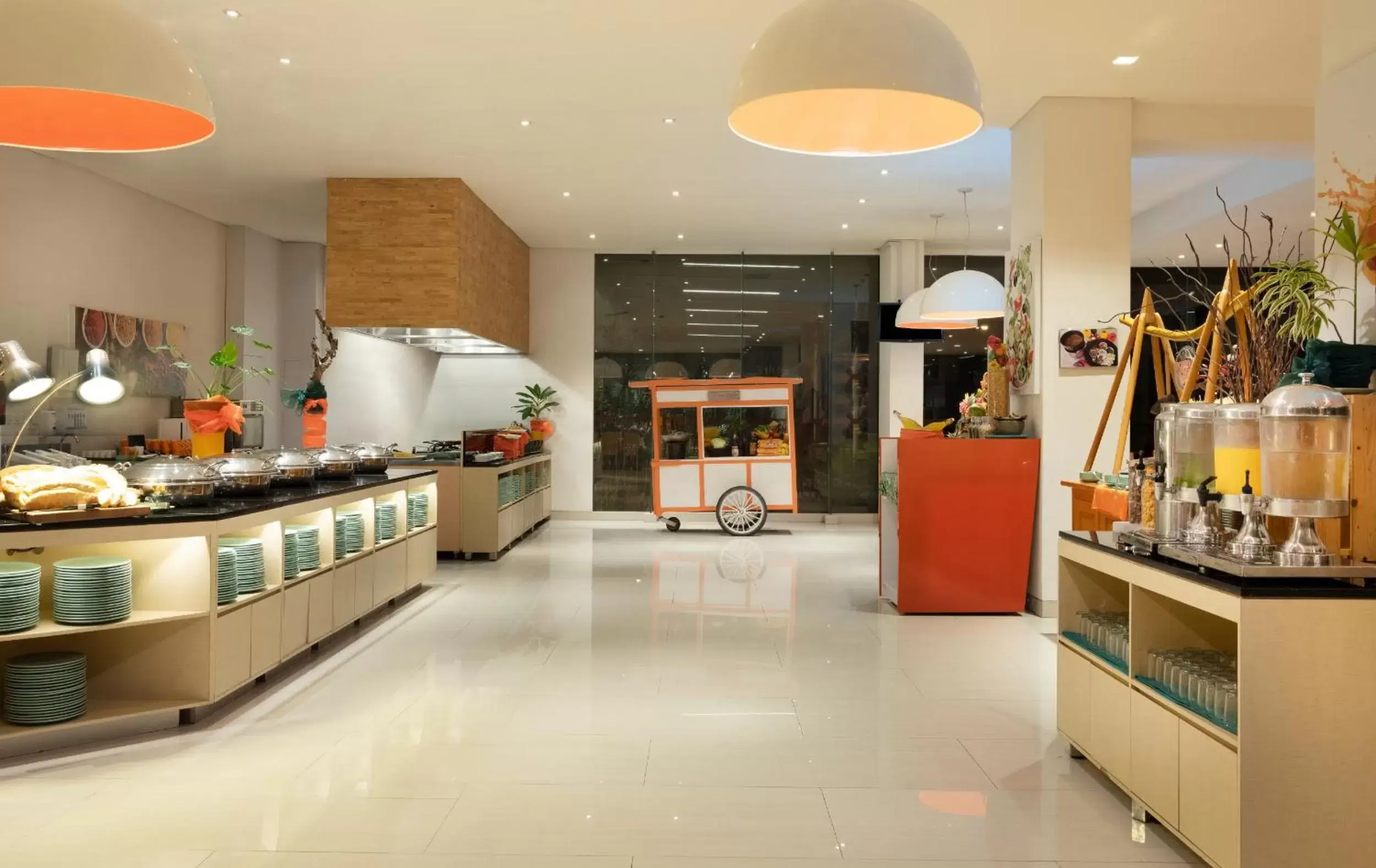 Restaurant/places to eat in HARRIS Hotel and Conventions Denpasar Bali Restaurant/places to eat in HARRIS Hotel and Conventions Denpasar Bali