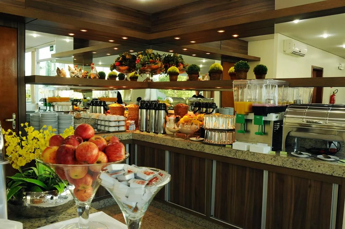 Food and drinks in Savana Hotel