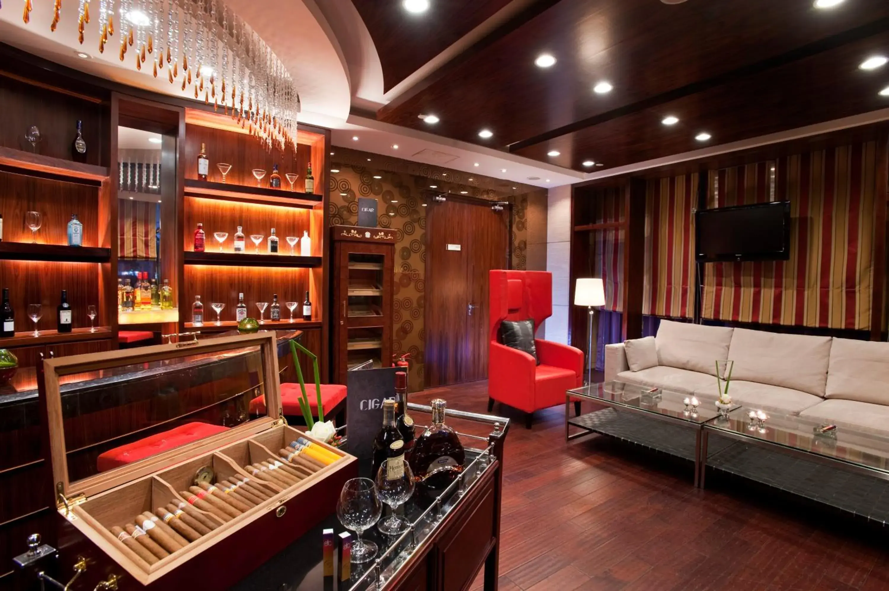 Lounge or bar in Qingdao Parkview Holiday Hotel