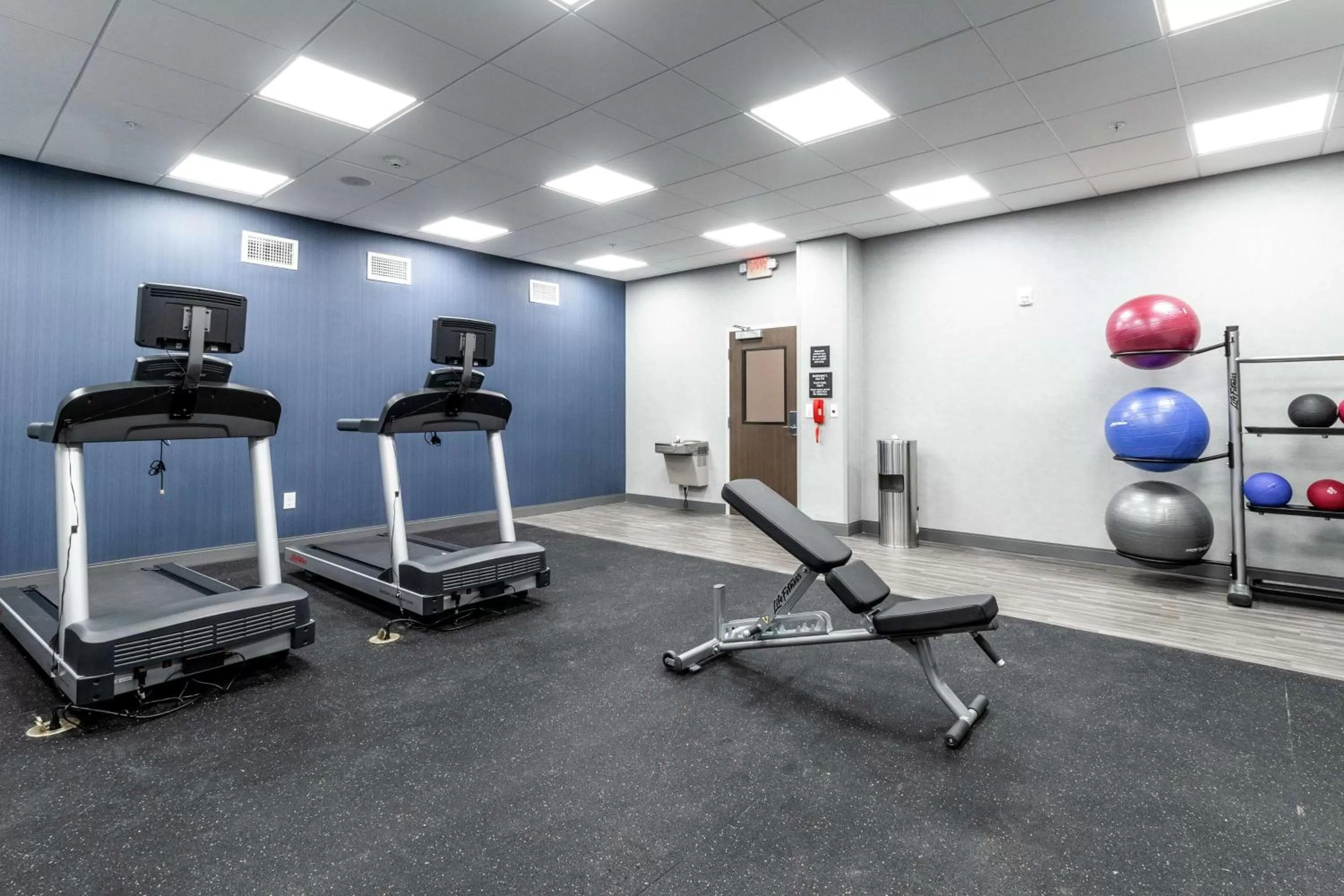 Fitness centre/facilities in Hampton Inn Locust Grove