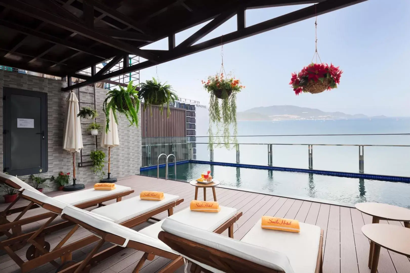 Restaurant/places to eat in Smile Hotel Nha Trang