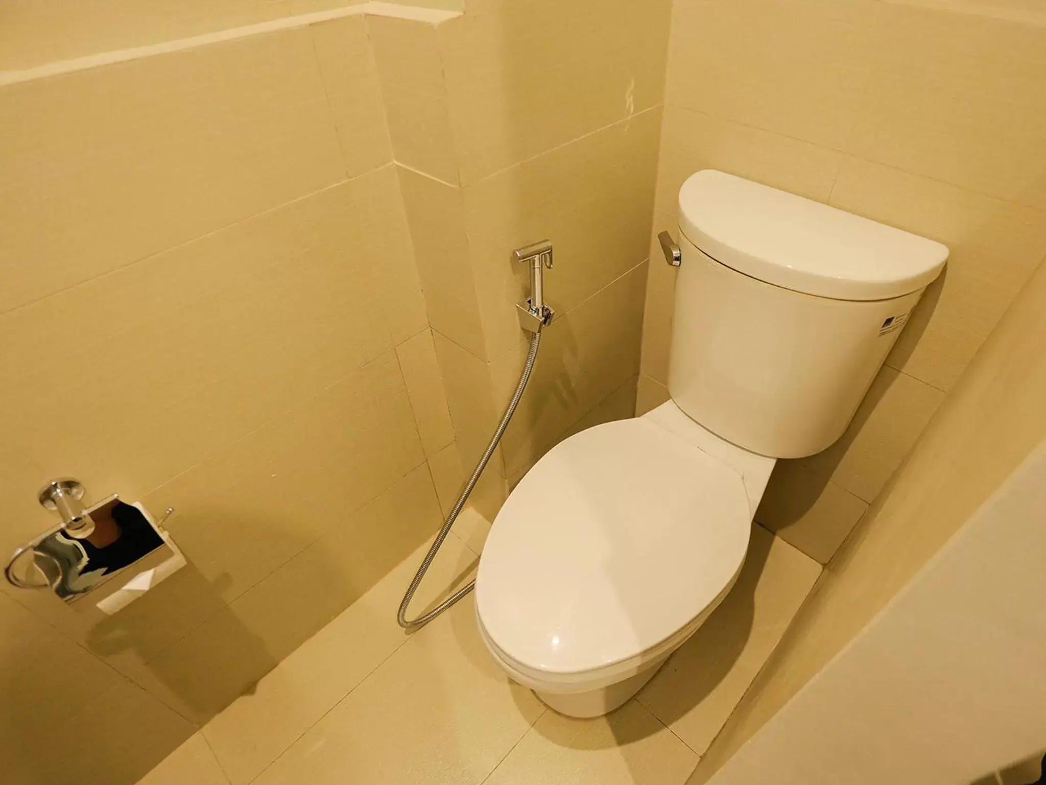 Toilet, Bathroom in Go Hotels Manila Airport Road