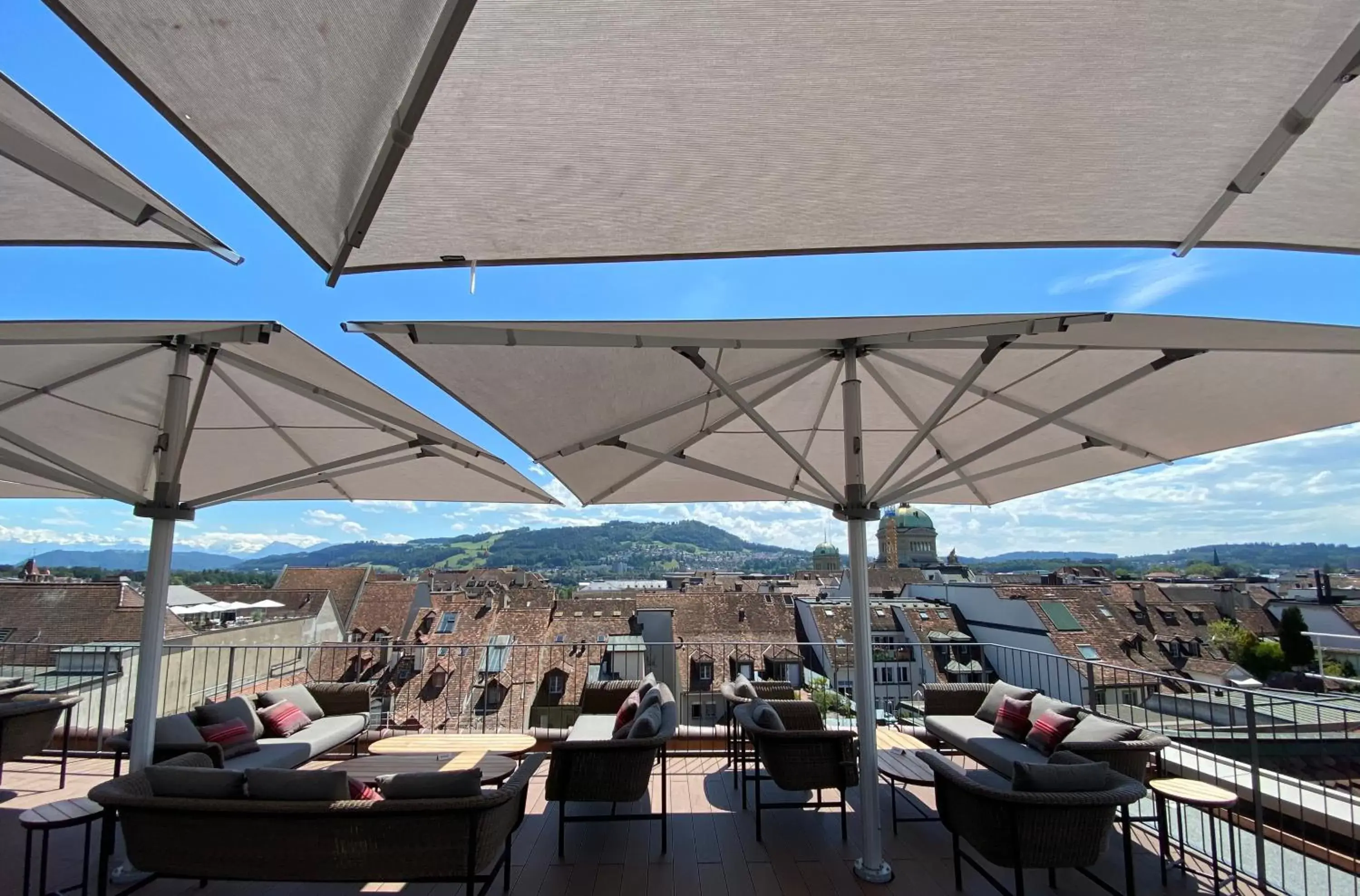 Balcony/Terrace, Restaurant/Places to Eat in Best Western Plus Hotel Bern