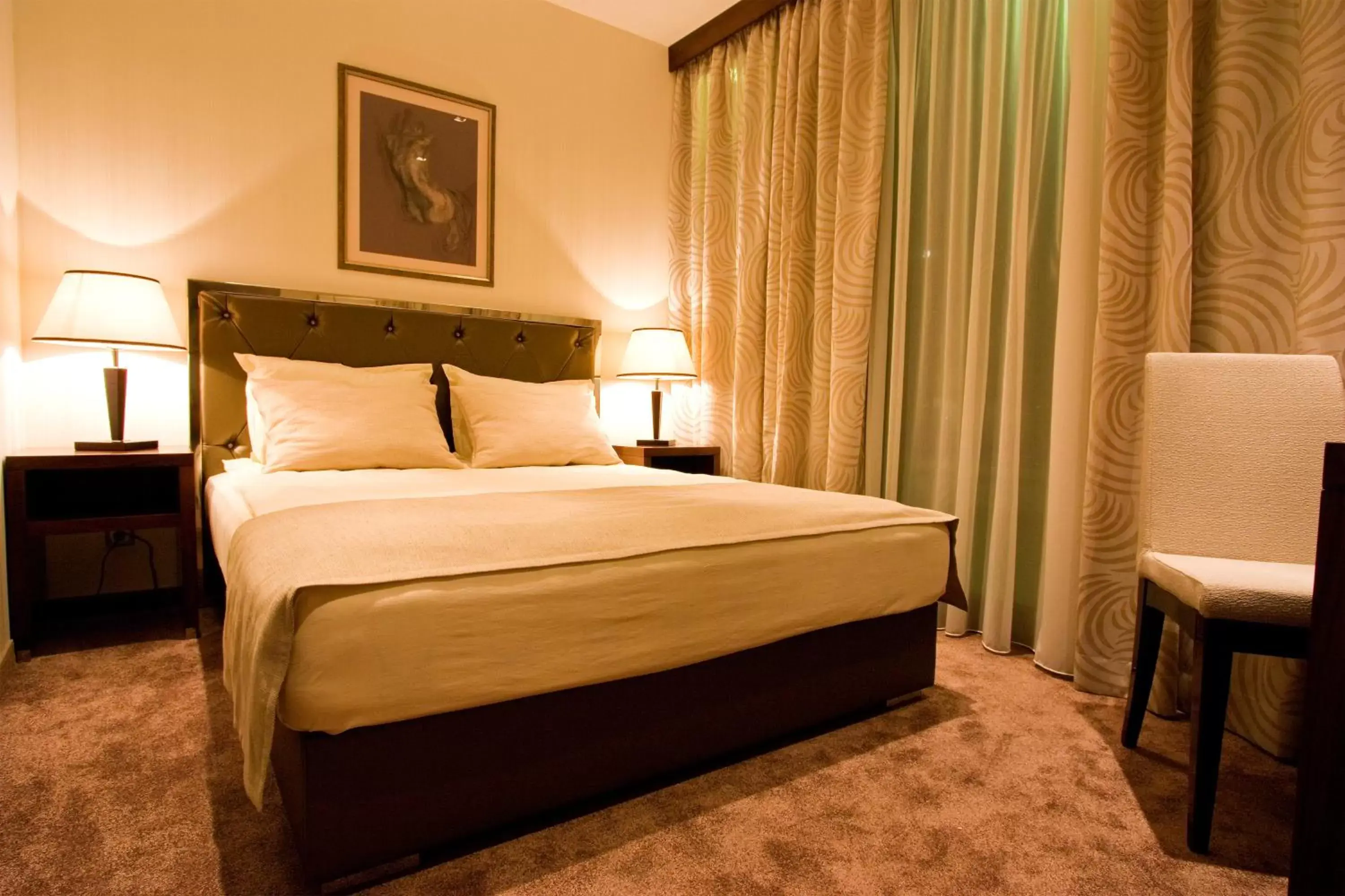 Bed in Vitosha Park Hotel - Free Indoor Pool & Parking Bed in Vitosha Park Hotel - Free Indoor Pool & Parking