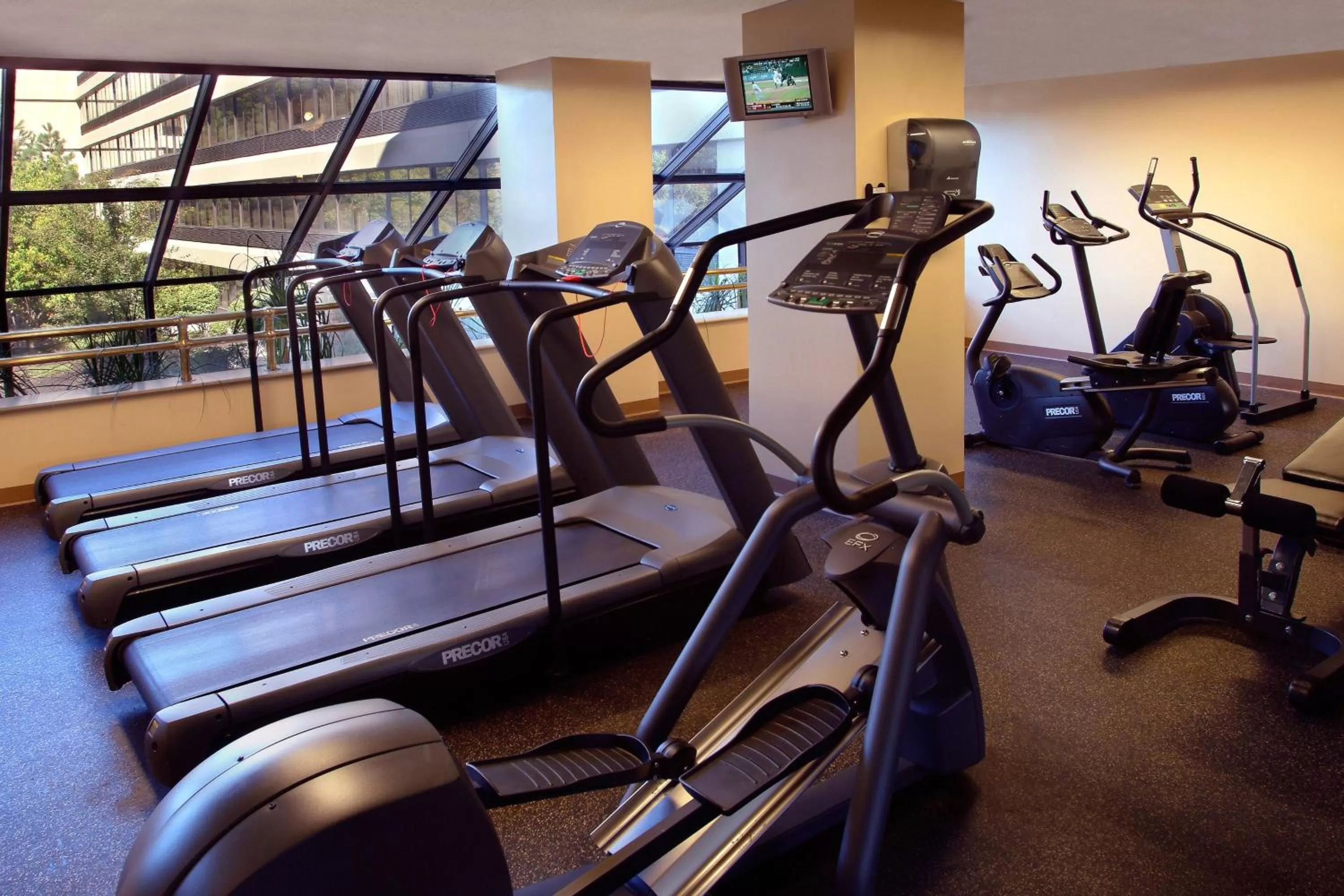 Fitness centre/facilities in Boston Marriott Peabody