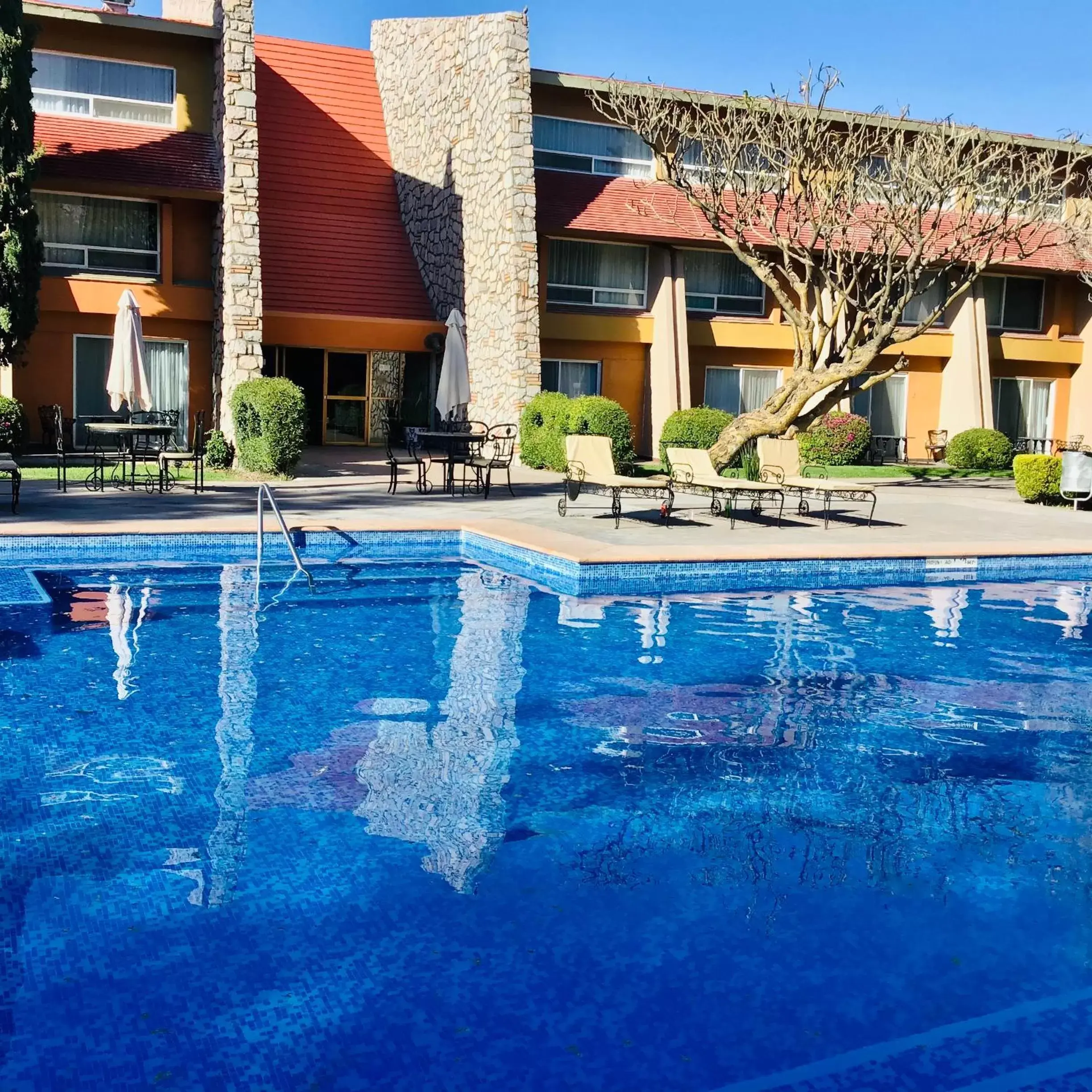 Swimming pool in Hotel Real de Minas Tradicional