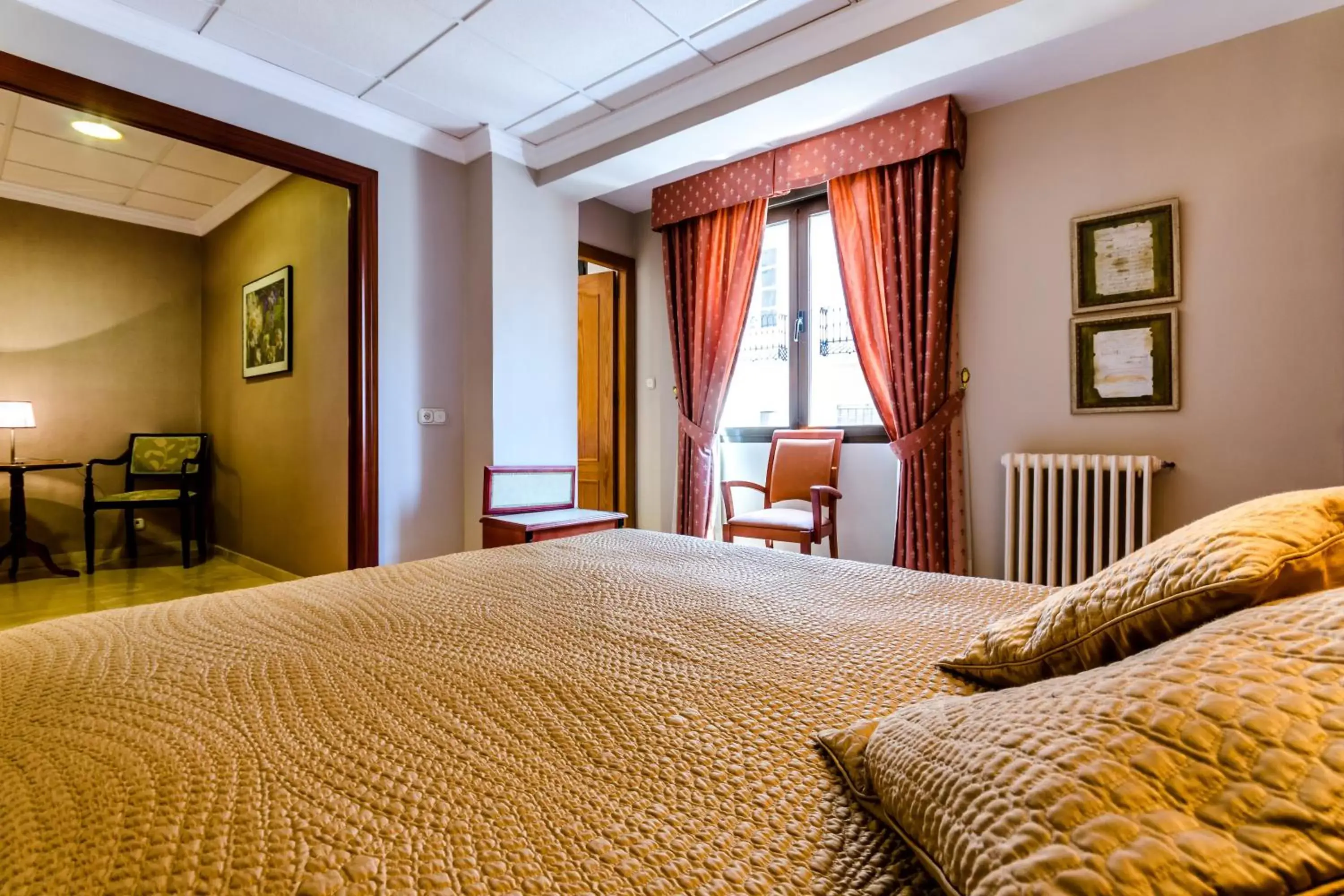 Photo of the whole room, Bed in Hotel Sacromonte