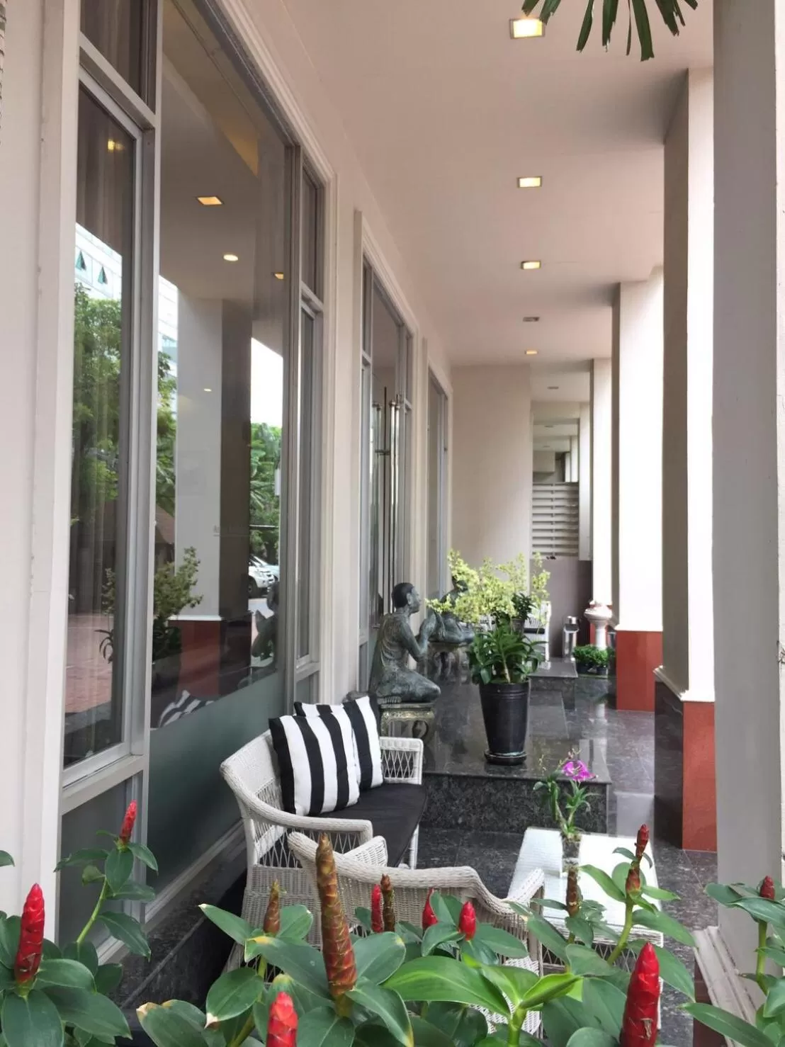 Lobby or reception in Asoke Residence Sukhumvit by UHG