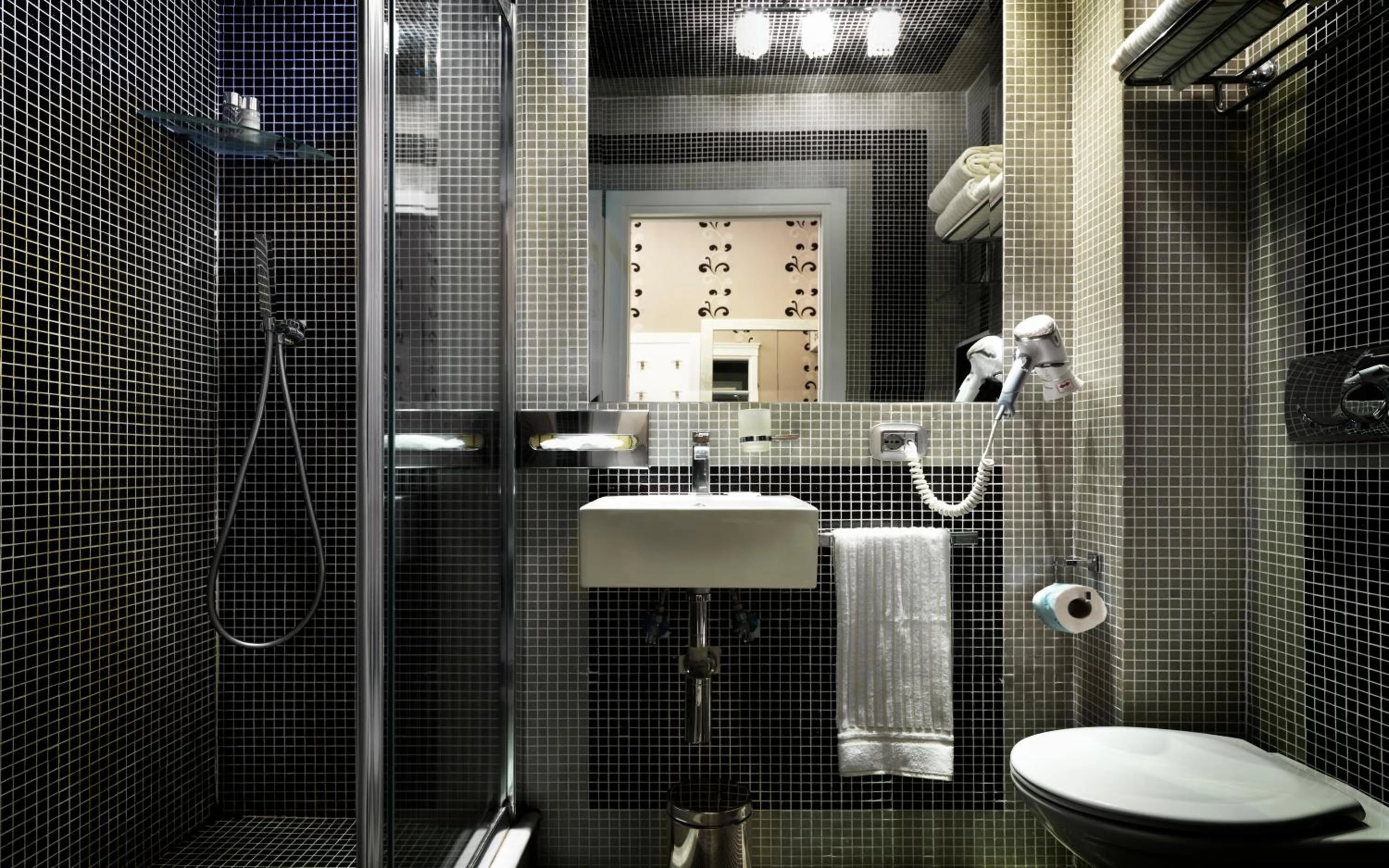 Bathroom in Spagna Royal Suite