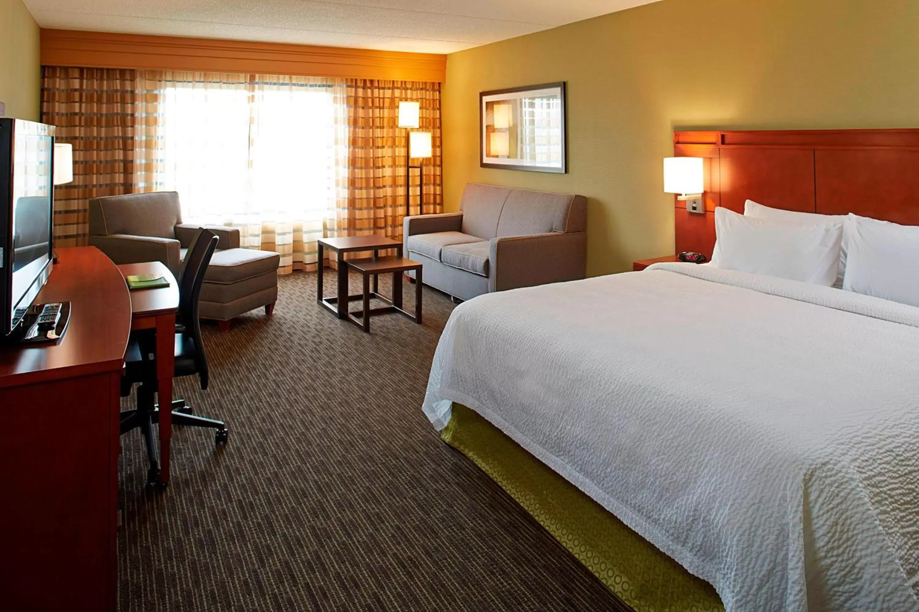 Photo of the whole room in Courtyard by Marriott Ithaca Airport/University