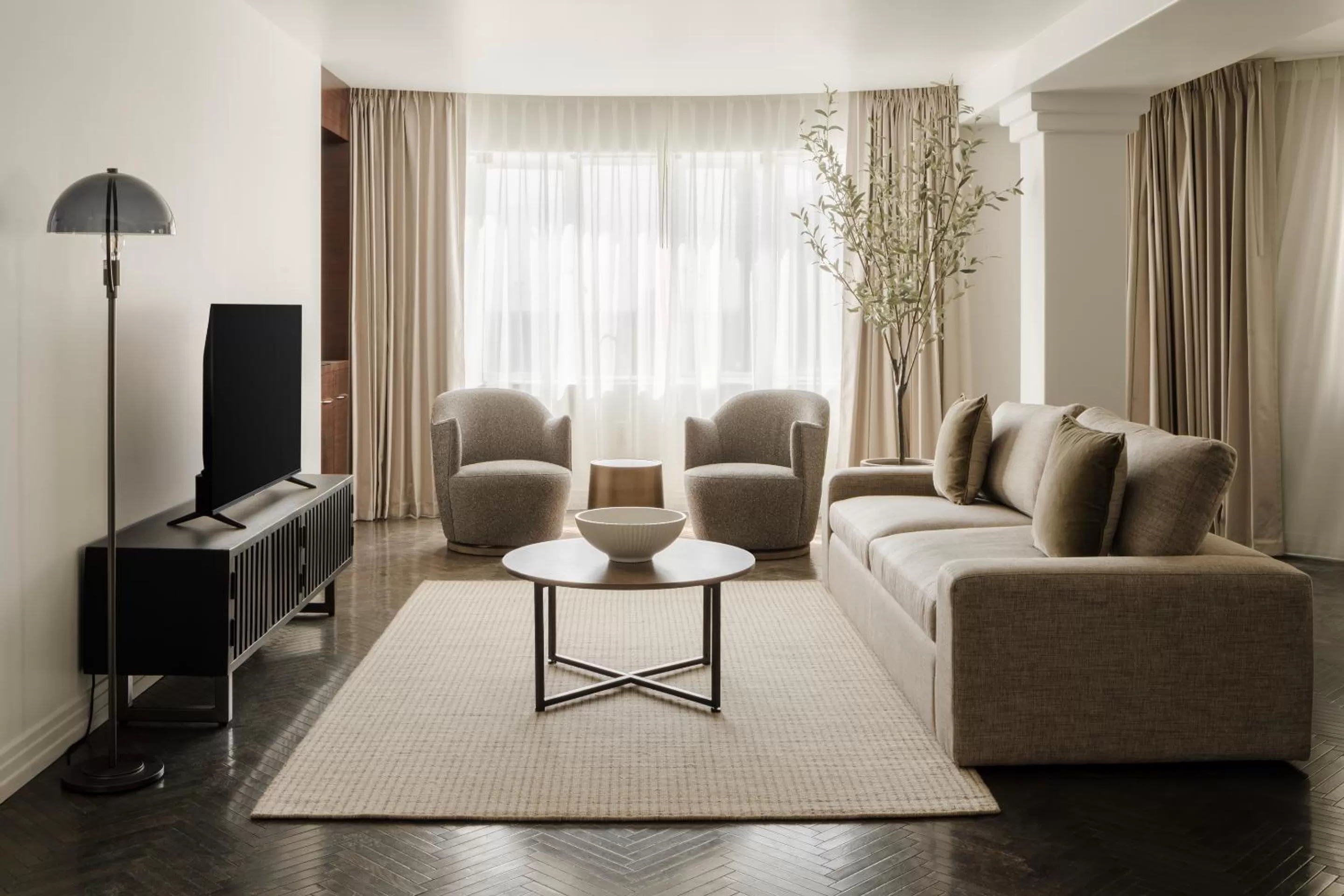 Two-Bedroom Apartment in Sonder The Beacon