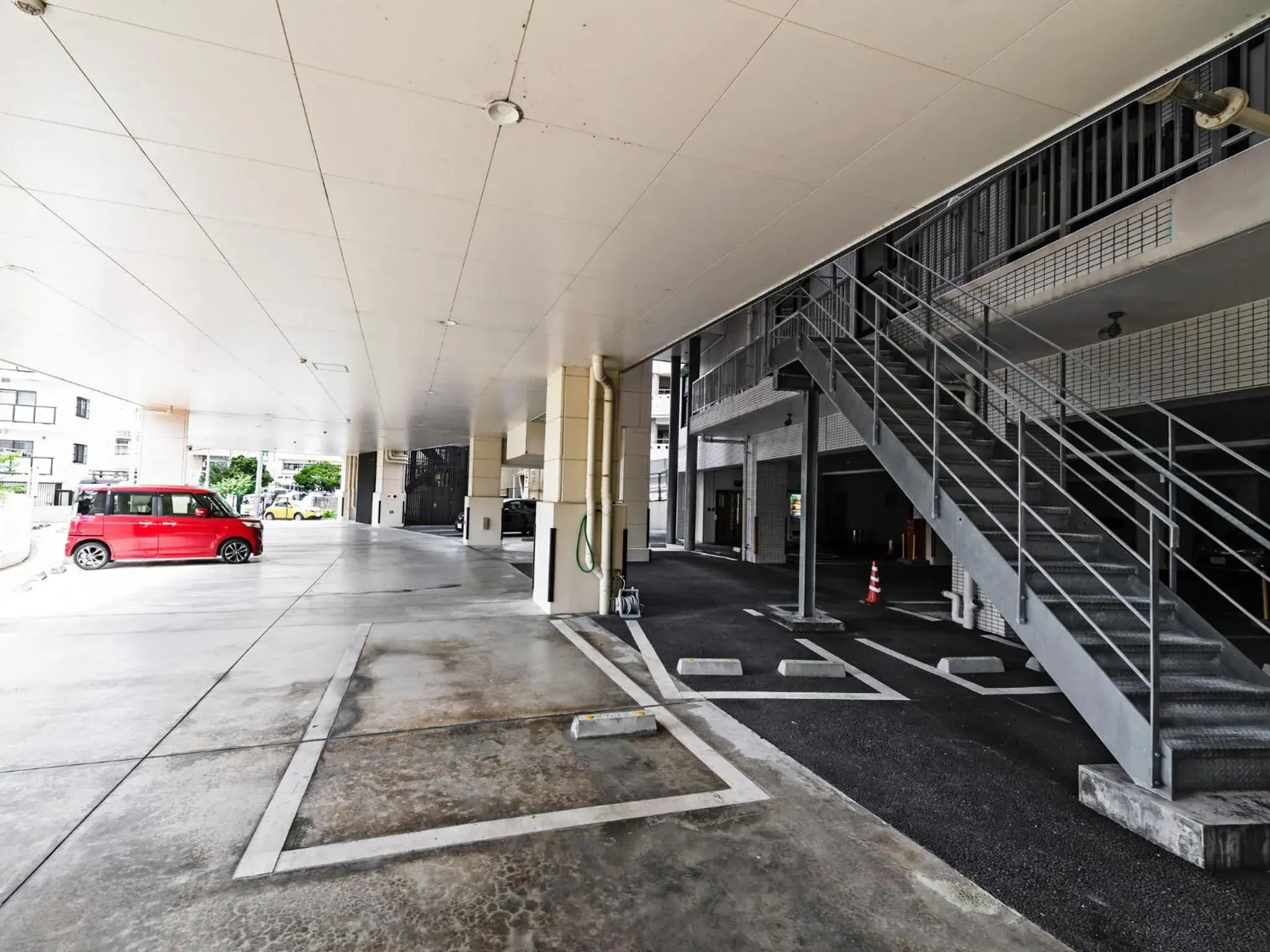 Parking in Hotel Azat Naha