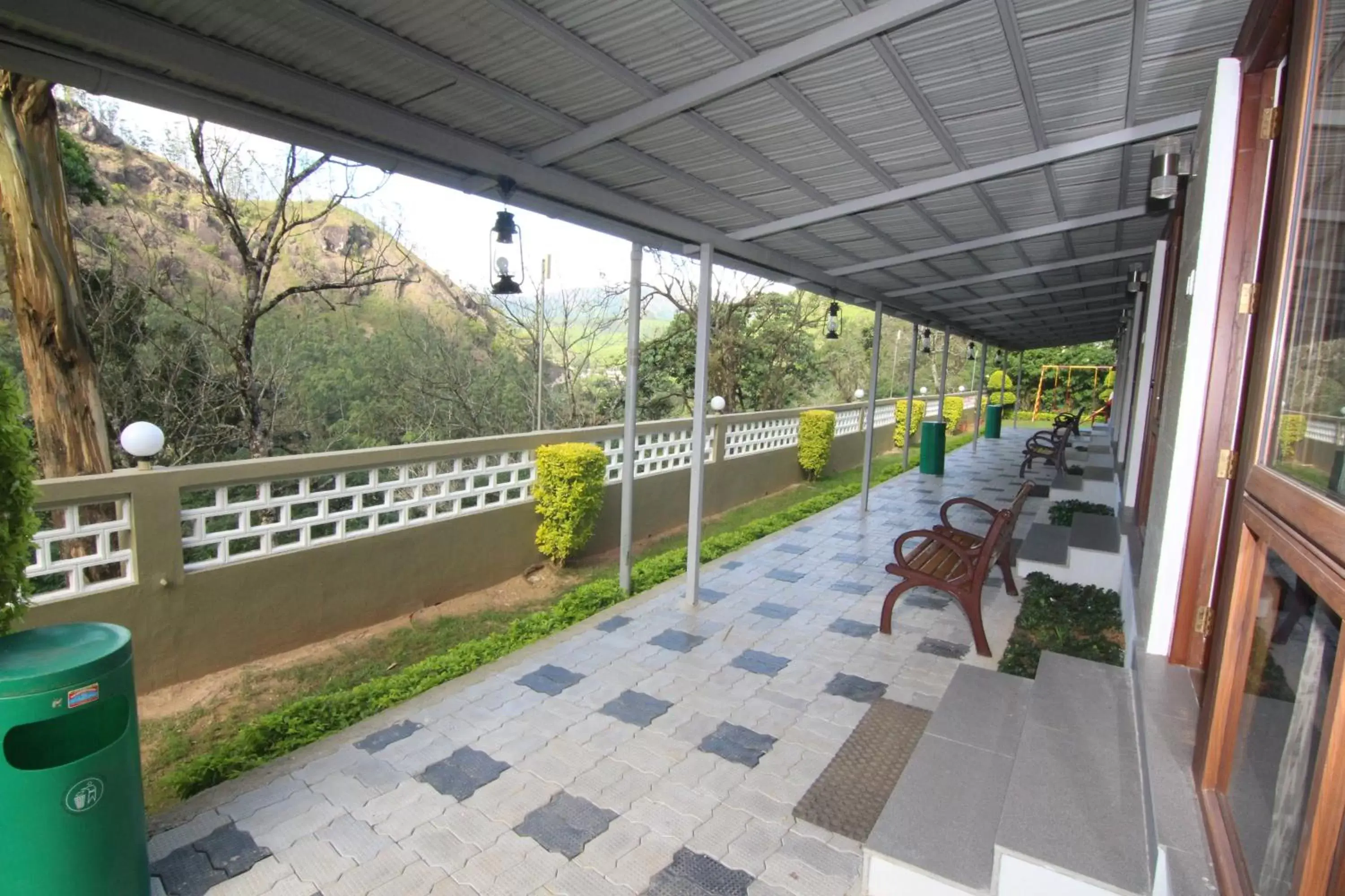 Patio in Abad Copper Castle Resort