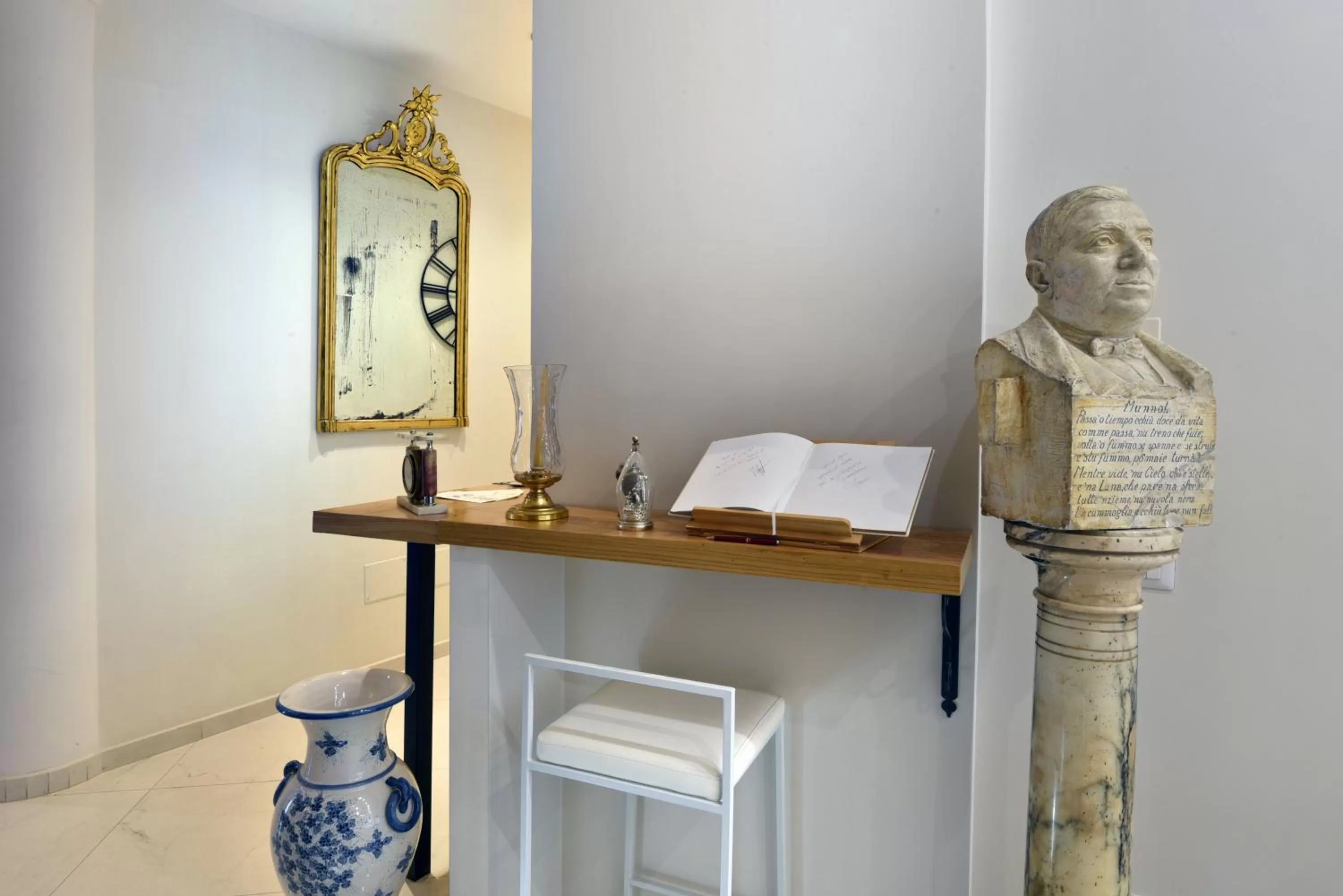 hair dresser in Residenza Borbonica