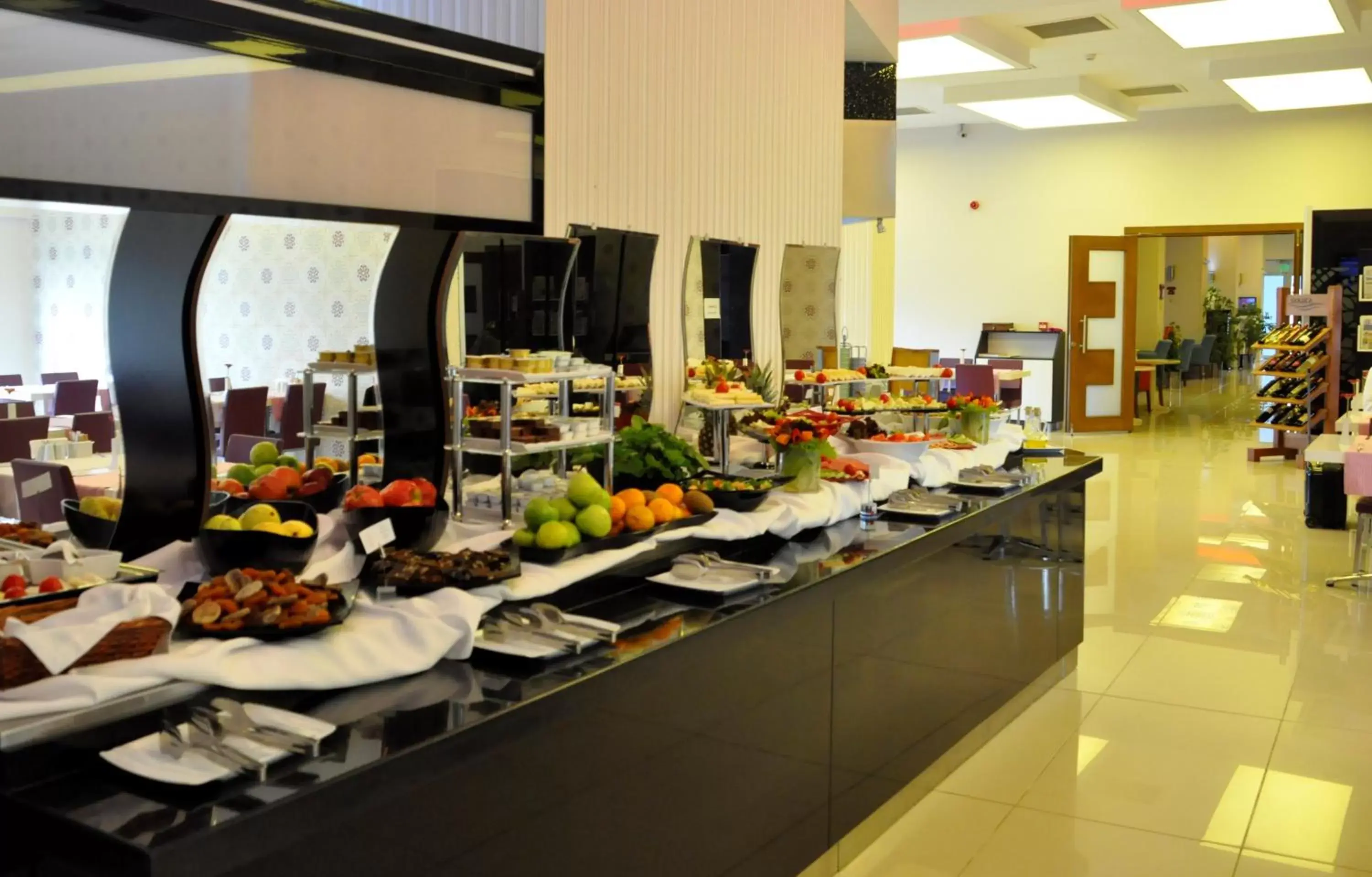 Food in Orty Airport Hotel