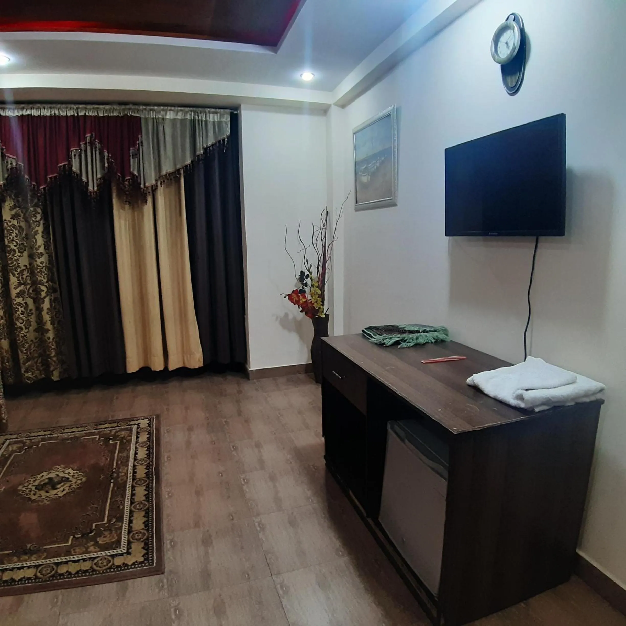 TV and multimedia in Premier Inn Davis Road Lahore